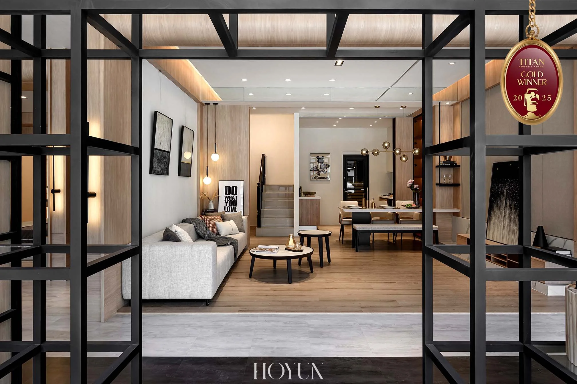 HOYUN 和勻設計《Framescape 框·寓》榮獲美國 2025 TINTA 金邸獎金獎｜桃園市室內設計