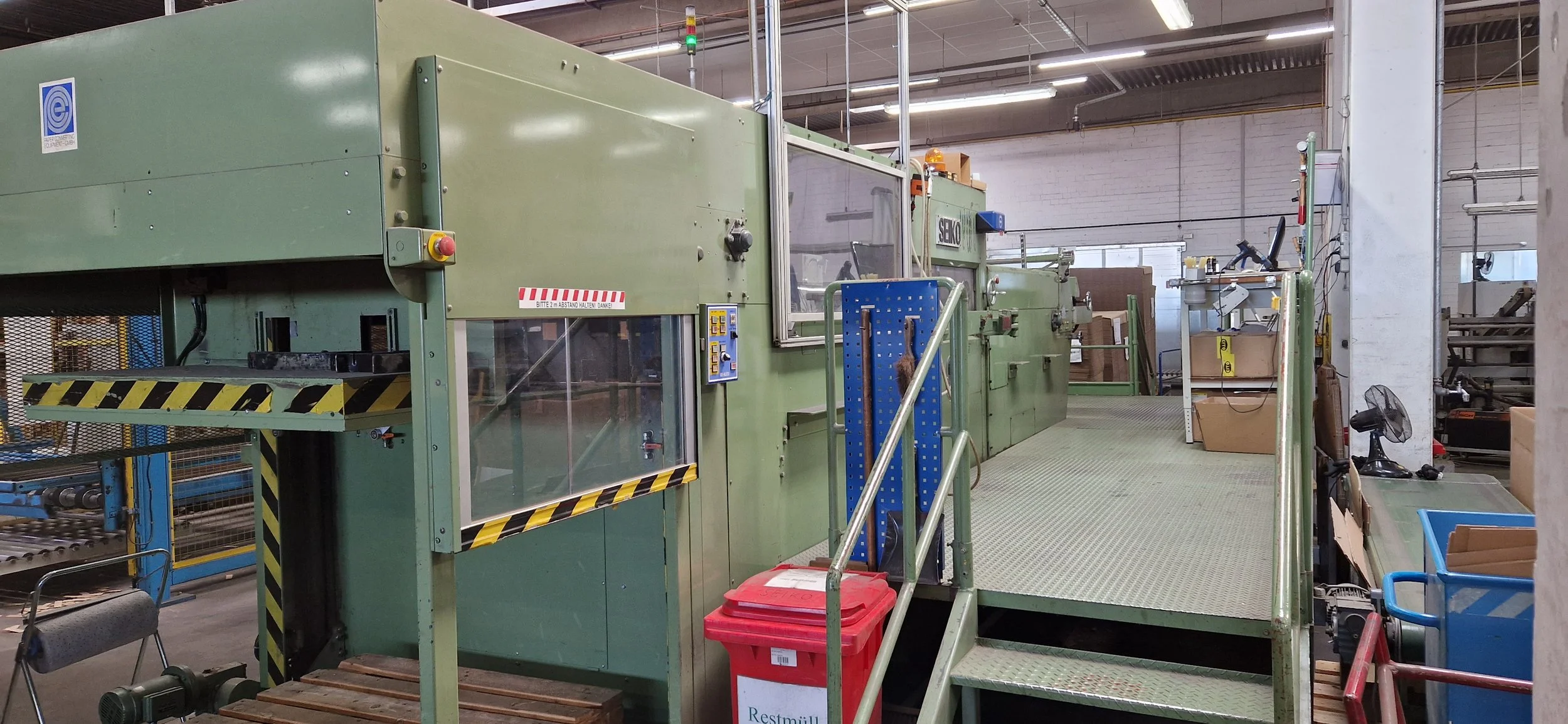 Seiko U1700 automatic diecutters