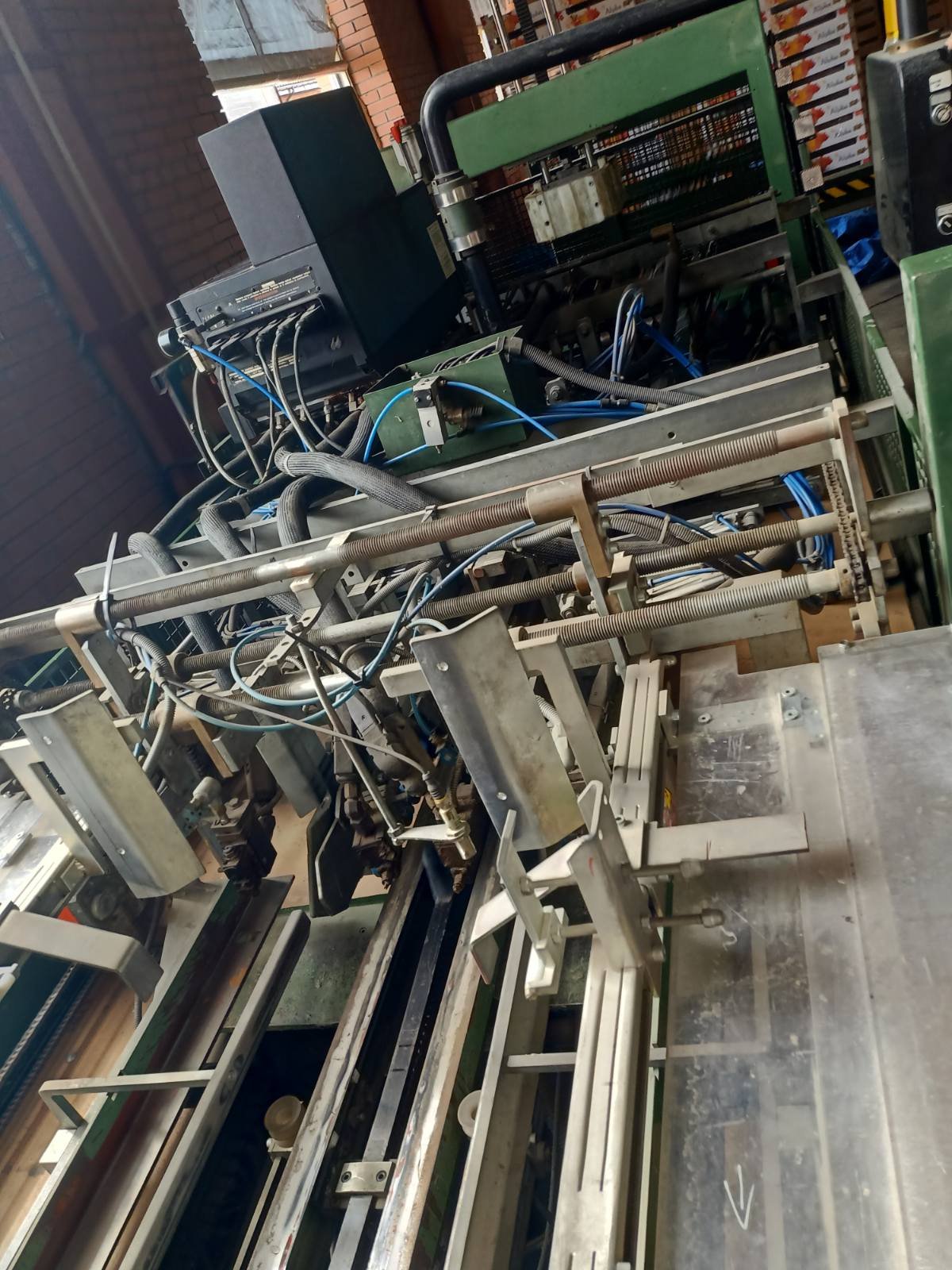 Boix FP4 Box Erector corrugated misc