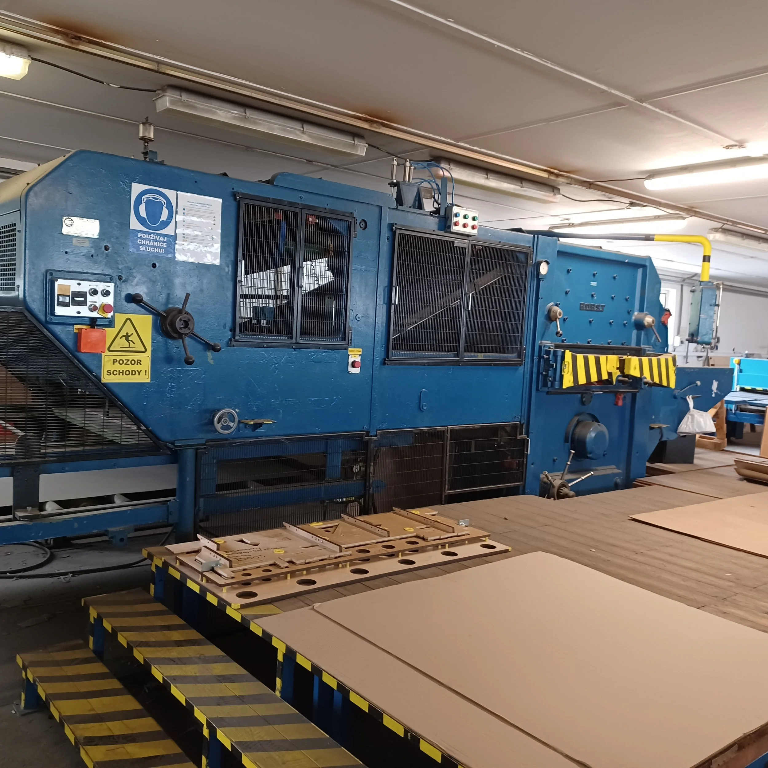 Bobst 1575 EEG automatic diecutters