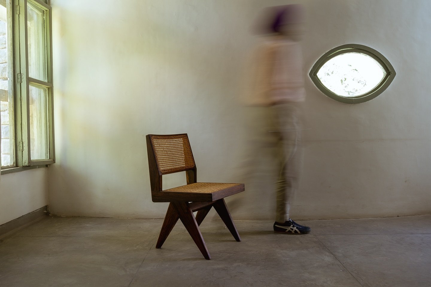 Dining chair designed by Pierre Jeanneret and team, reproduced by CAL. 

Shot at Pierre Jeanneret Mansion, Sector 5, Chandigarh. This place was home to Pierre Jeanneret until his last days in India. It is the very room where Mr. Jeanneret lived and w