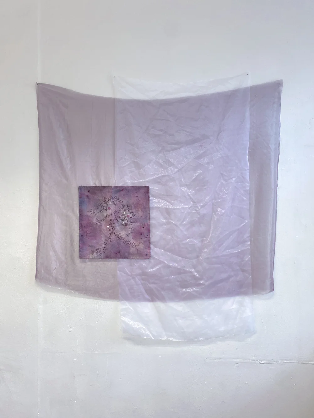  overlapped / frayed - 140cm x 160cm - gouache, acrylic, embroidery floss, shells, beads on raw canvas, textile 