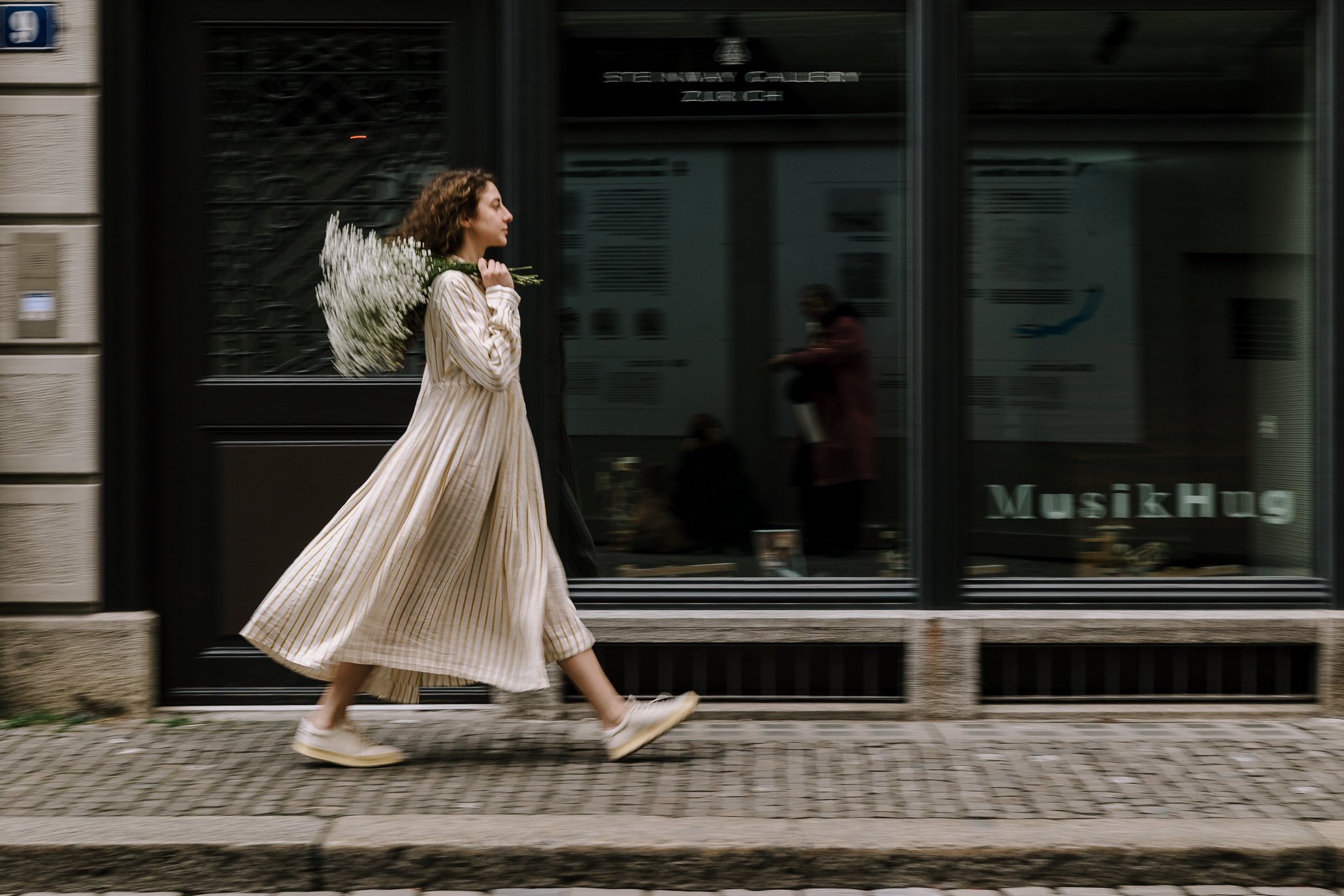 Kleid: Casey Casey Schuhe: Shoto1.JPG