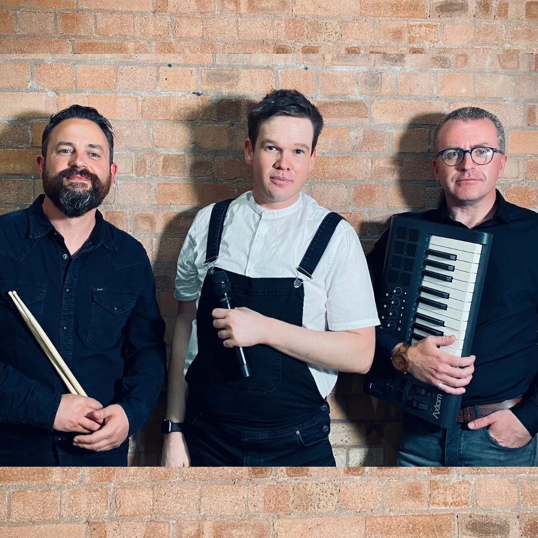 Halloween : Tom Barnwell Trio