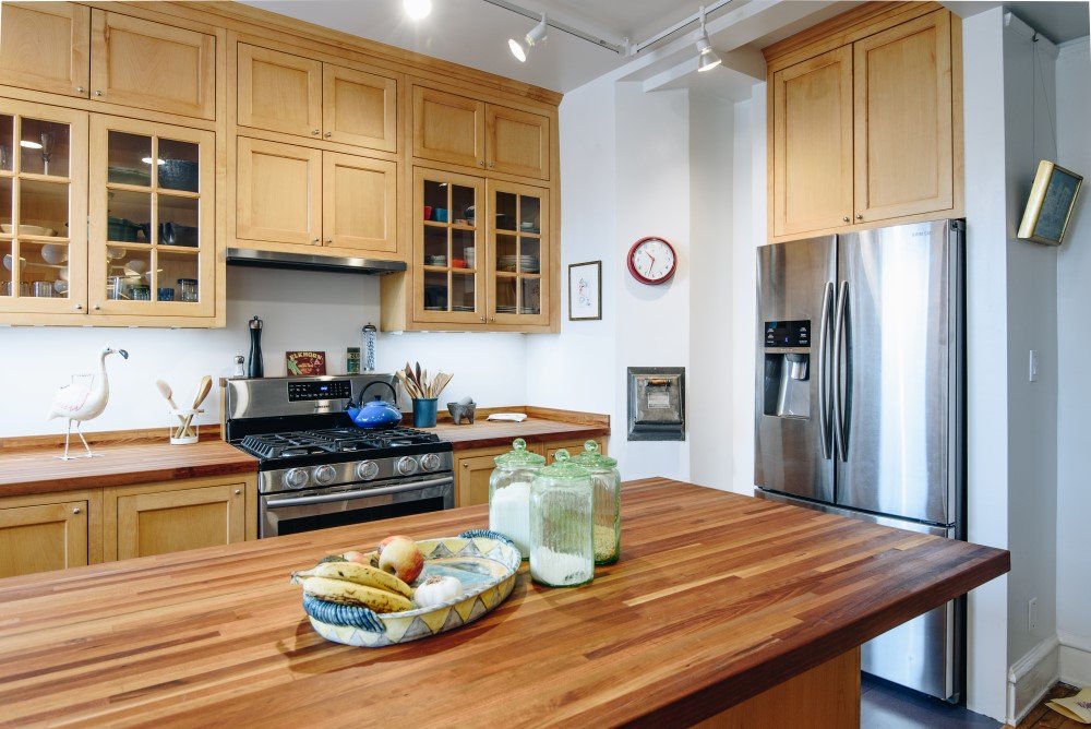 Wooden-countertop-for-Plain-and-Fancy-cabinetrys-.jpg