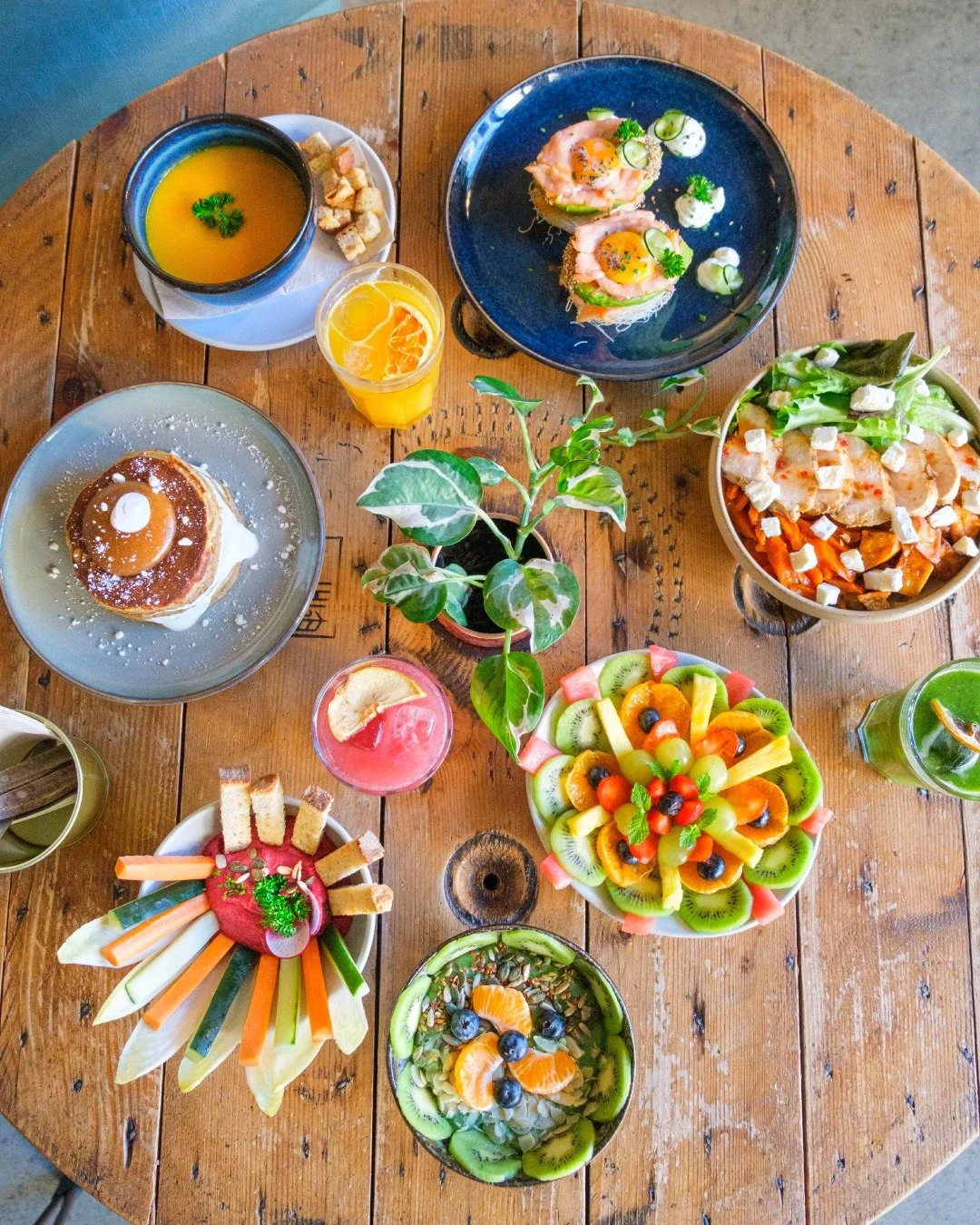 A precisar de um detox do Natal? Temos v&aacute;rias op&ccedil;&otilde;es saud&aacute;veis! 🍃
In need for a detox after Christmas? We have plenty of healthy options! 🍃

 #healthyfood #healthyfoods #brunch #brunchtime #lisbon #lisbon🇵🇹