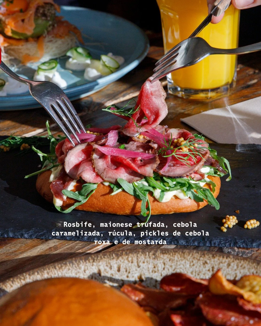 A nossa sugest&atilde;o para almo&ccedil;o: Roastbeef Focaccia! 🤤🍃

Our lunch suggestion: Roastbeef Focaccia! 🤤🍃