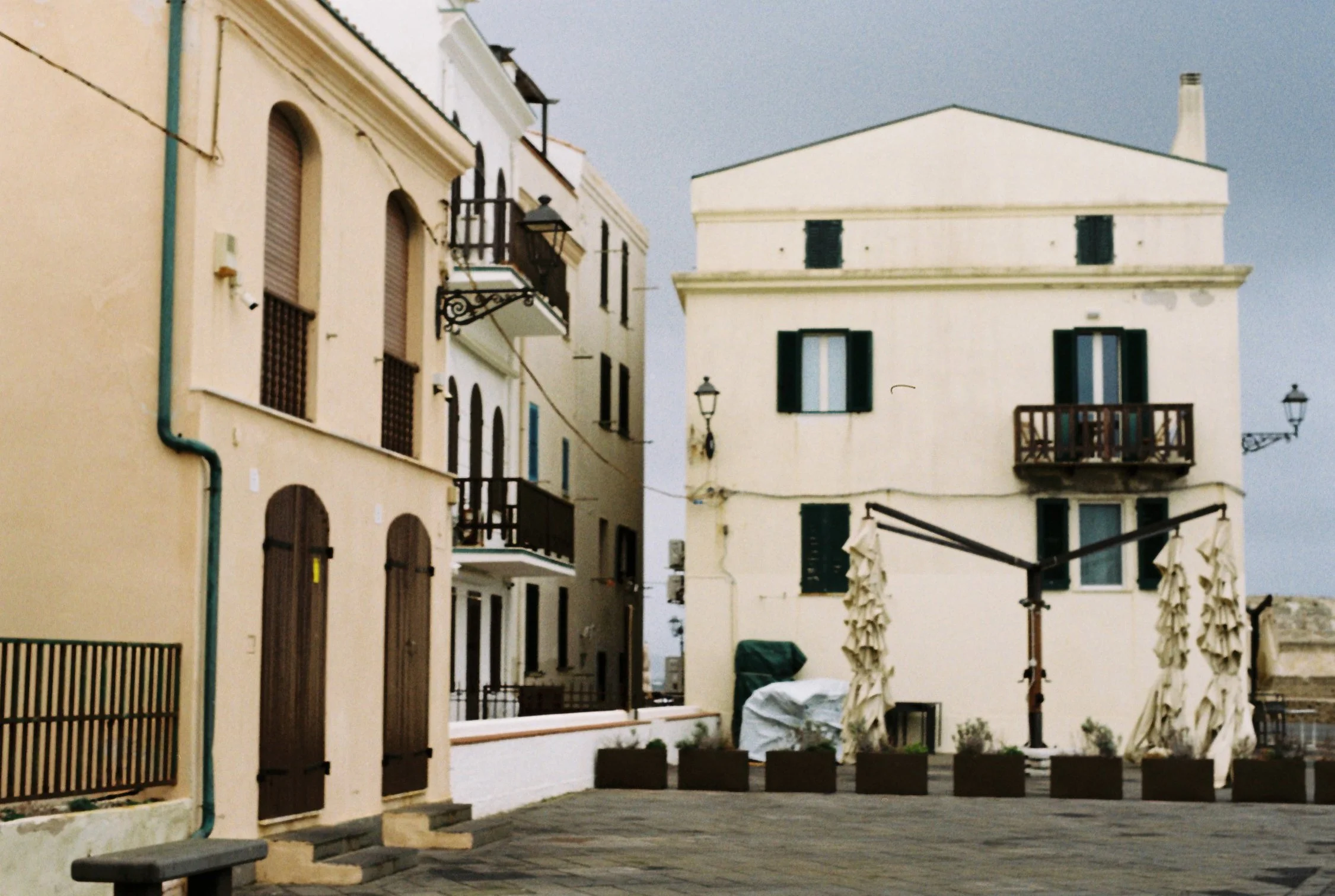 01 00(00)-2.jpg