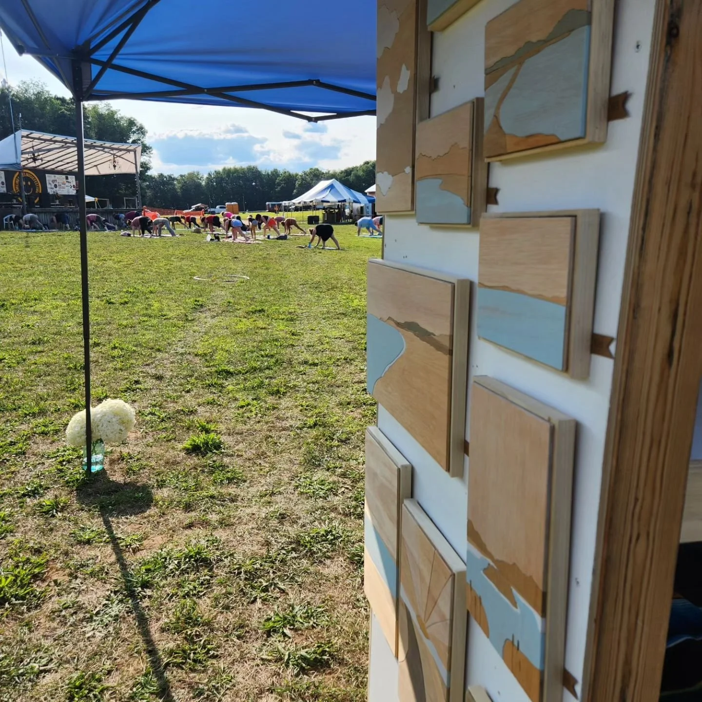 A full weekend of yoga and art! My heart is jumping!
@wildzenyoga 
Come by and practice with me or support the vendors.