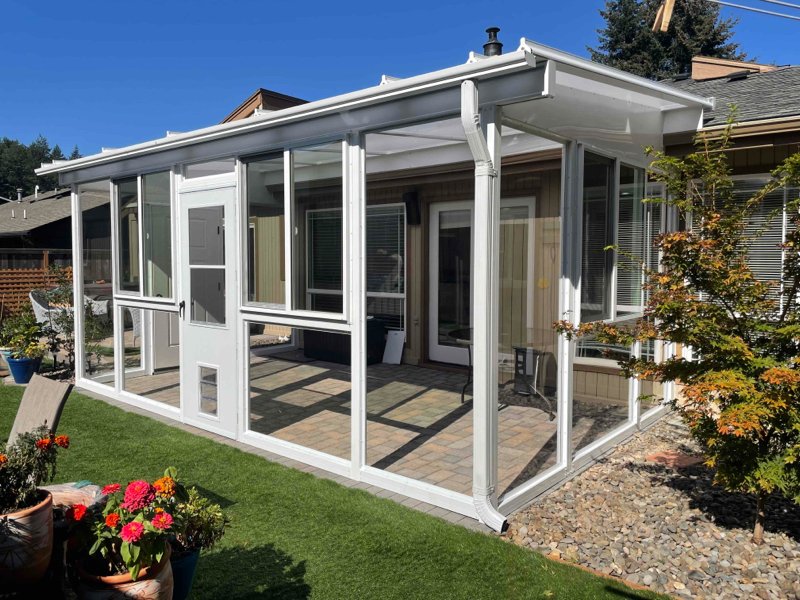 350.Enclosure.White.Roof.Concrete.jpg