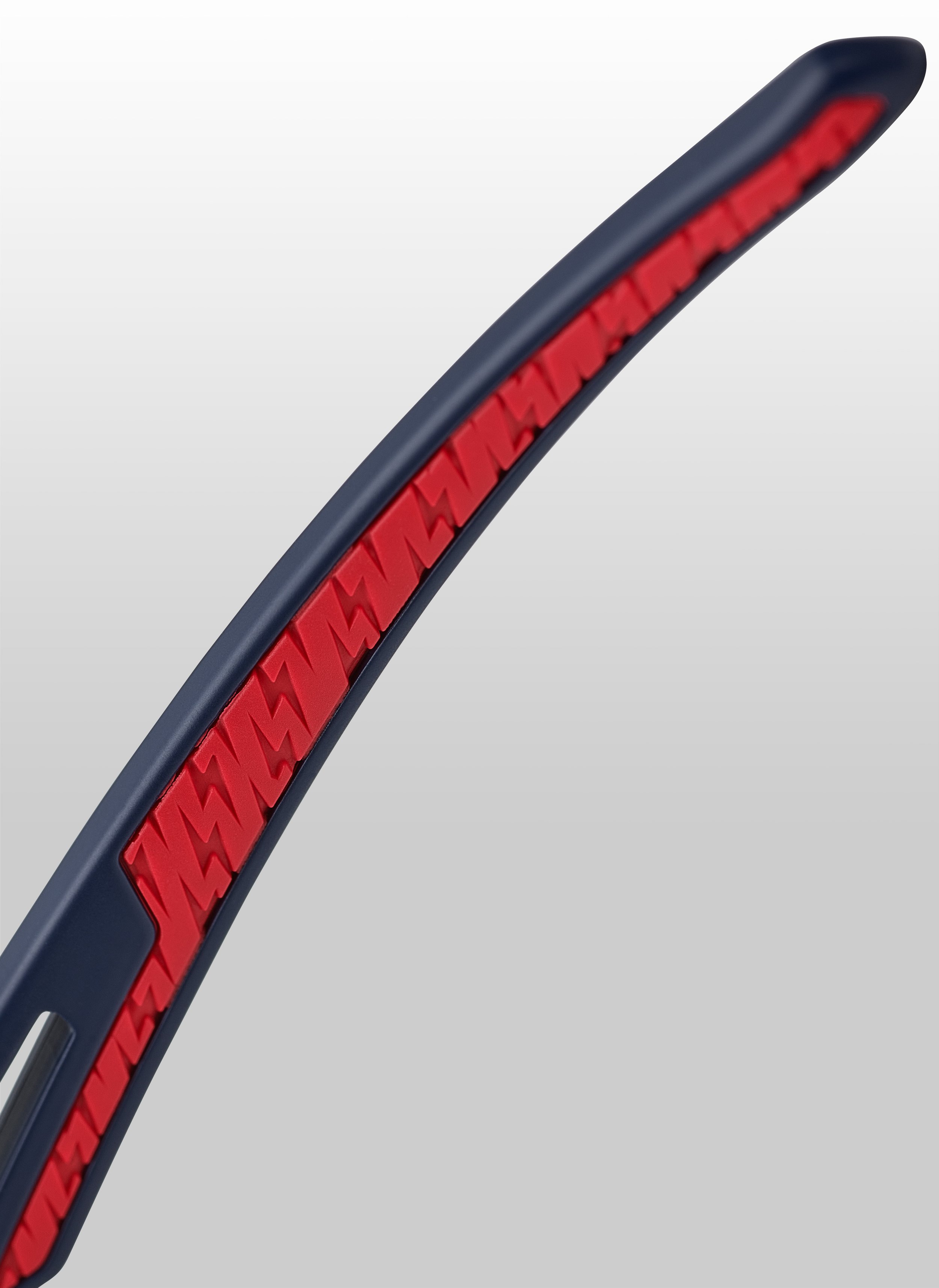 SUMMIT_EARGRIP.jpg