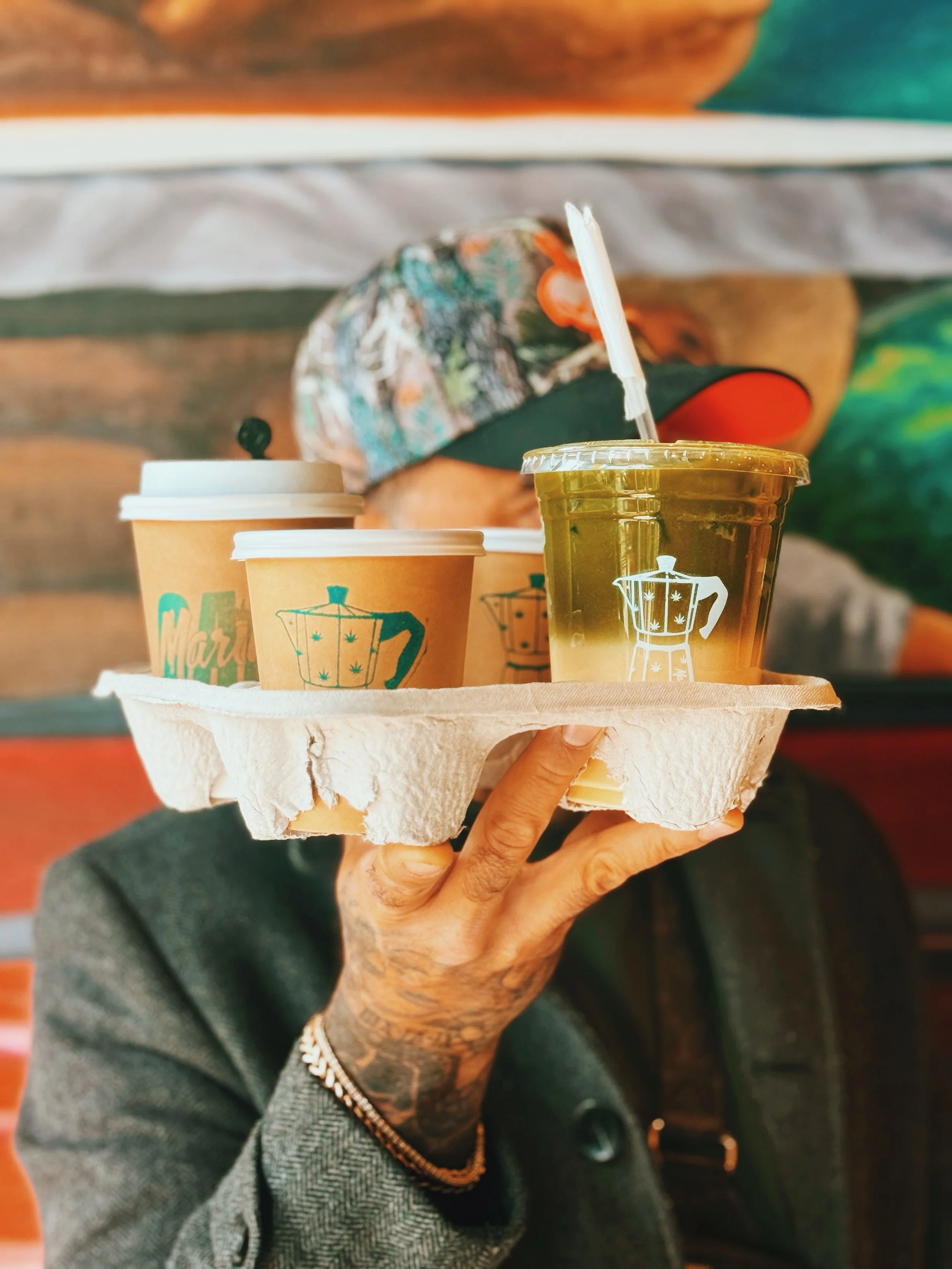 D&aacute;melos pa&rsquo; llevar. Mi gente, no time to dine in? We got you covered. Call ahead and swing by for a quick pickup ☕️ Ll&aacute;manos a 201-256-3010 to place your order. 

#njcafe #cafecito #njfoodie #njsmallbusiness #mobilecoffeecart