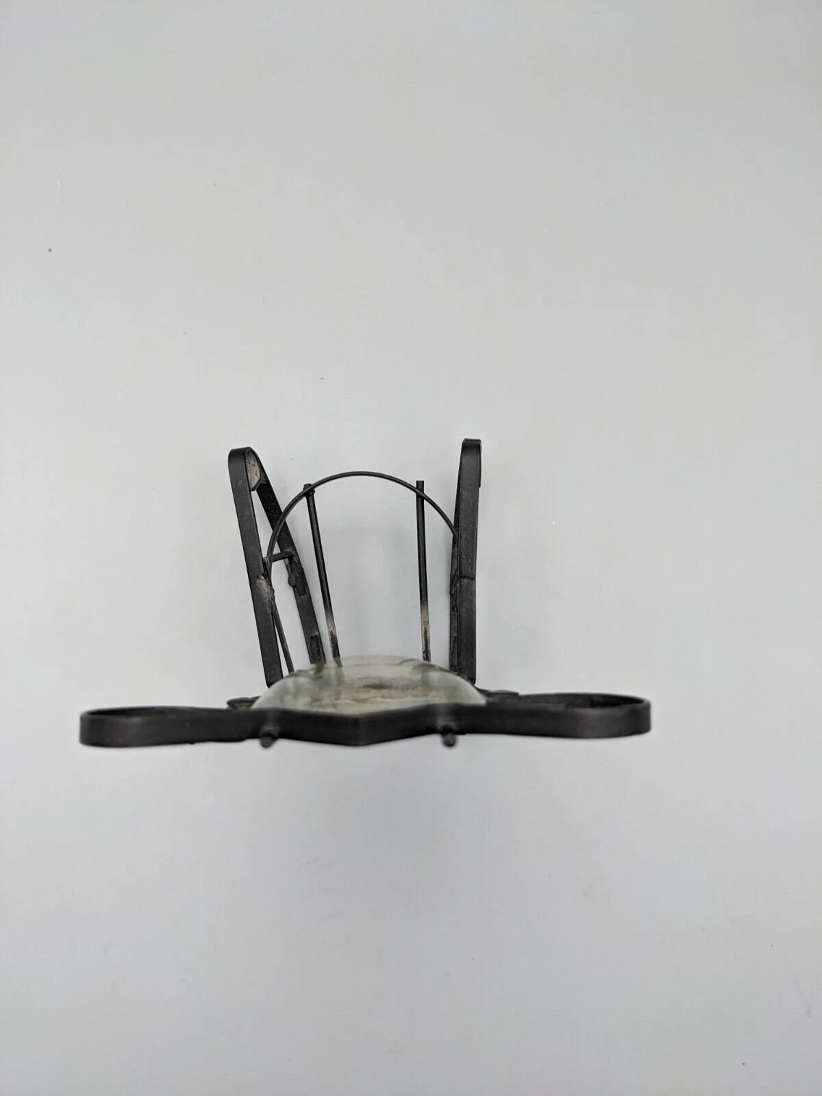 little metal chair 005.jpg