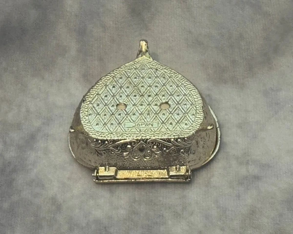 heart shaped trinket box 003.jpg