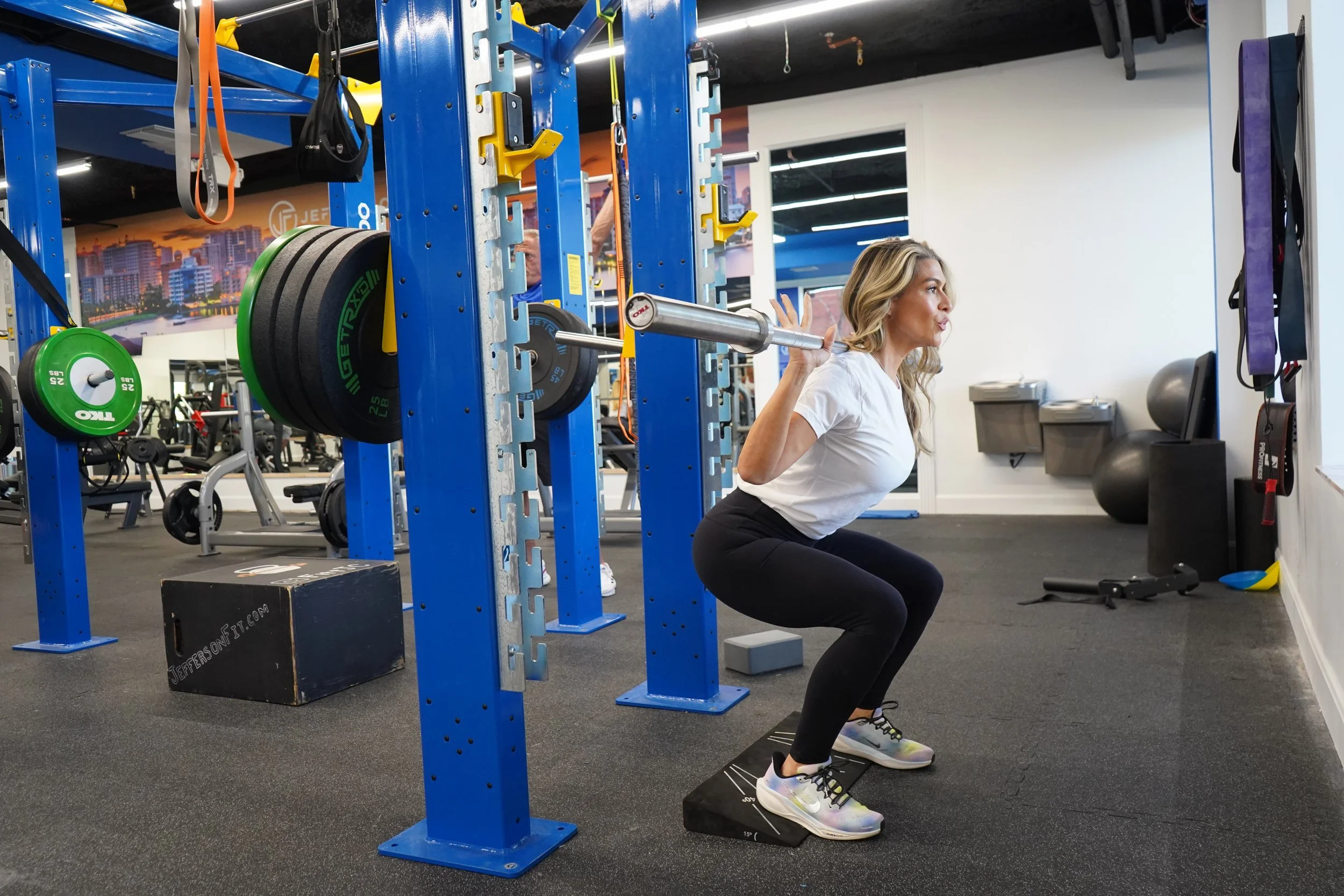 Top 5 Leg Workouts for Building a Booty: Incorporate Booty Builder Machines for Maximum Gains