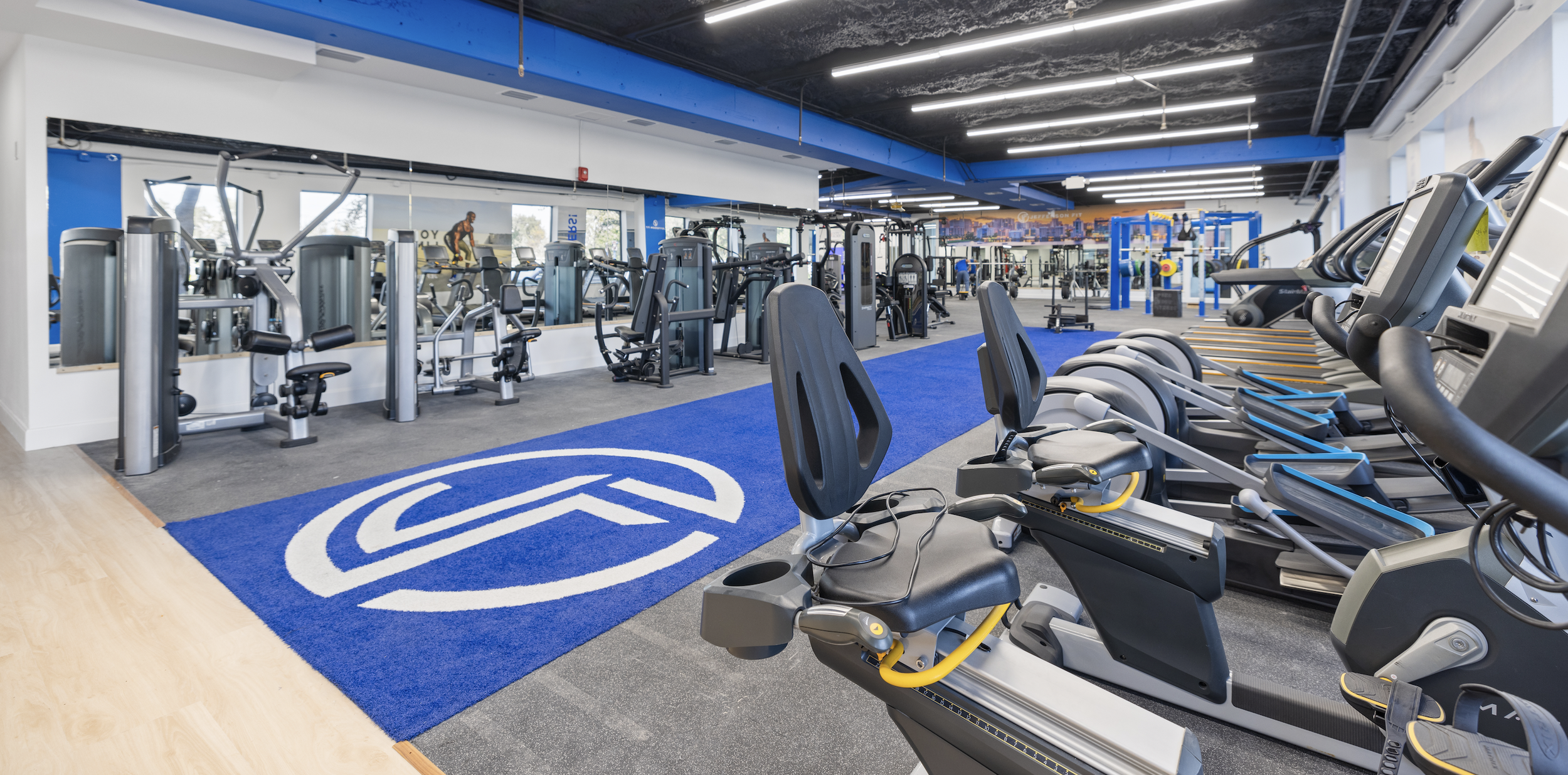 Spacious Luxury Gym Downtown Sarasota