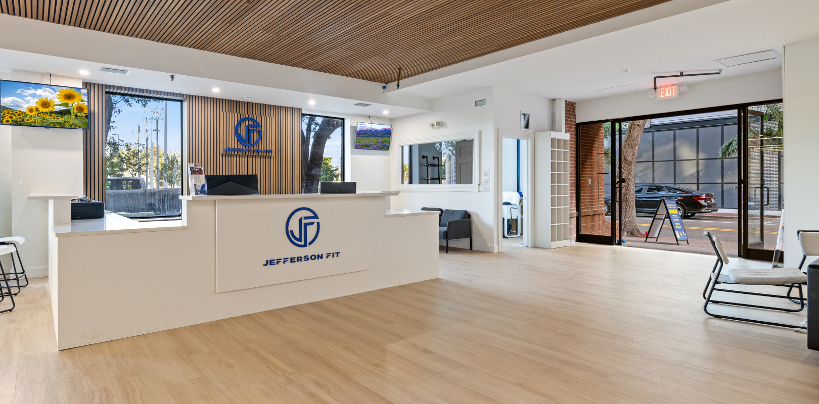Downtown Sarasota Gym Jefferson Fit Front Desk