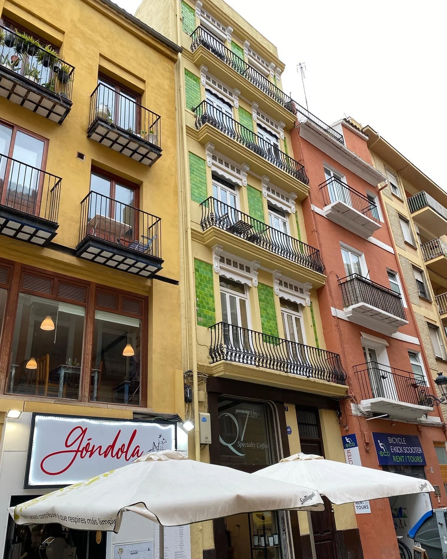 Q7th Coffee Valencia Spain