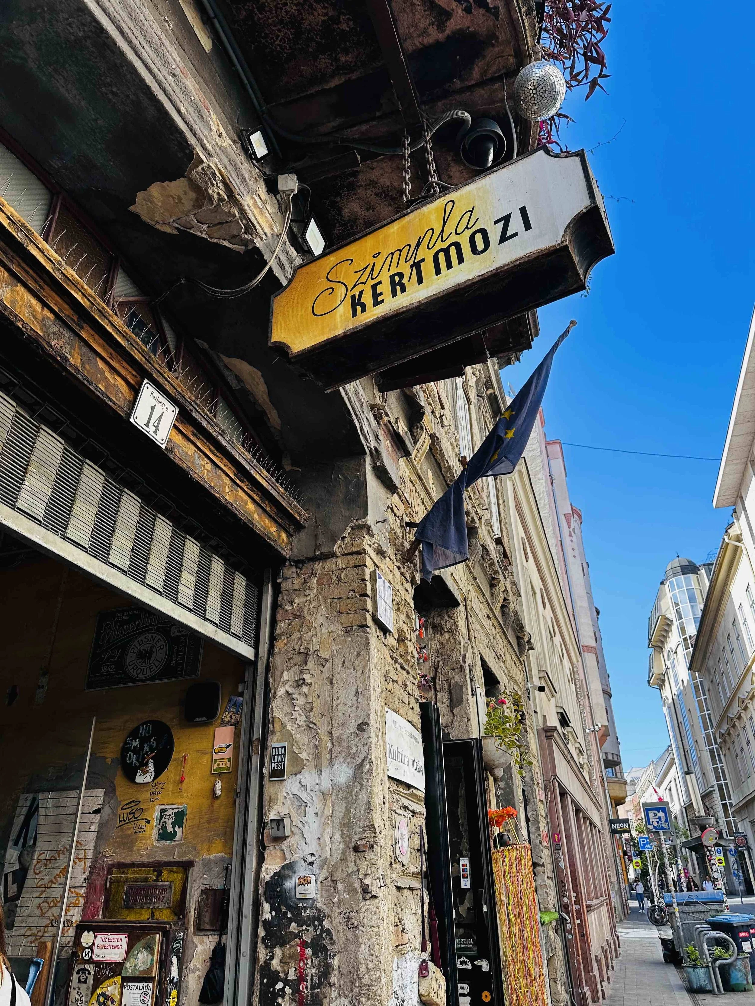 Szimpla Kert Ruin Bar
