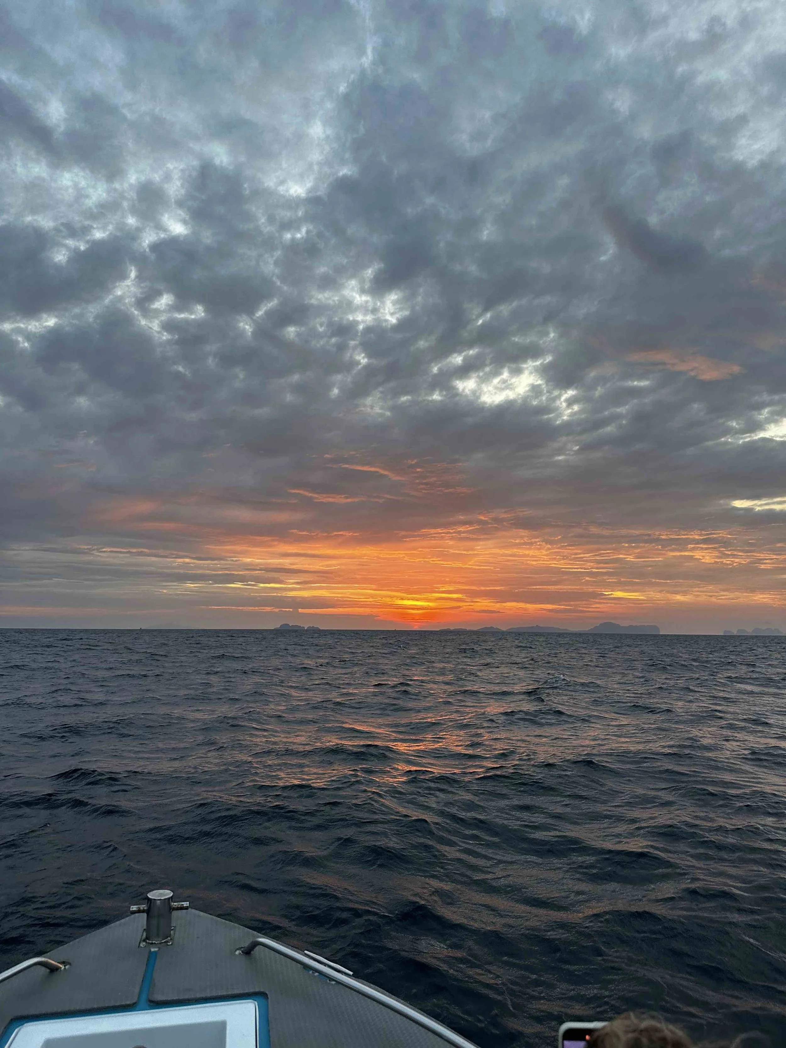 Sunrise Speedboat Tour Phi Phi Islands