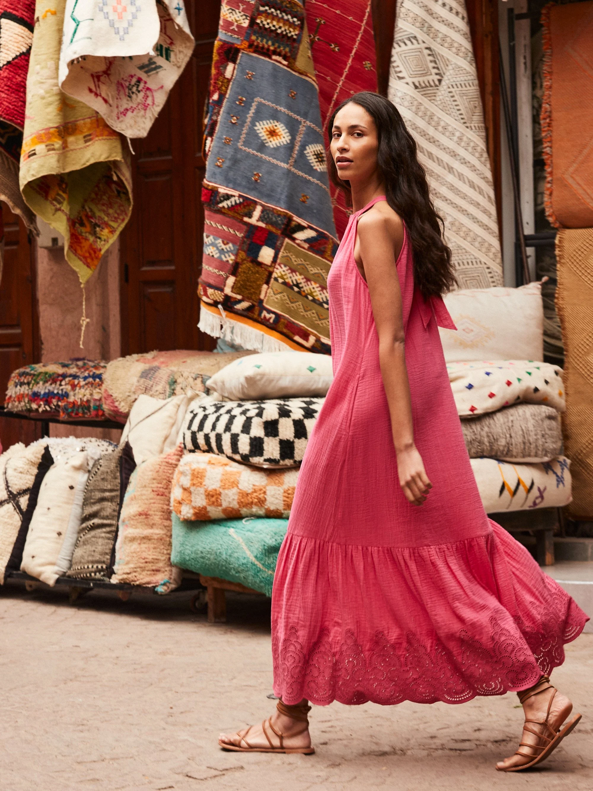  RZ2449-L.jpg