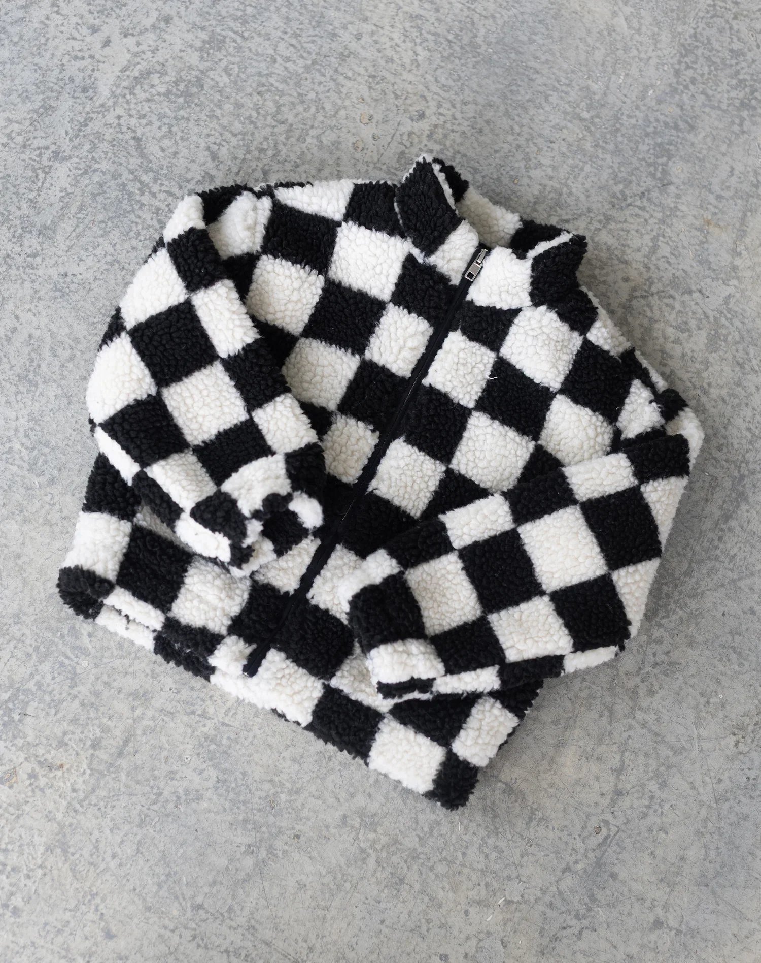 brunette-the-label-kidsfw26-sherpa-jacket-black-1_8600a9e7-99f4-429d-9b1b-79f5937584c4.jpg-2.webp
