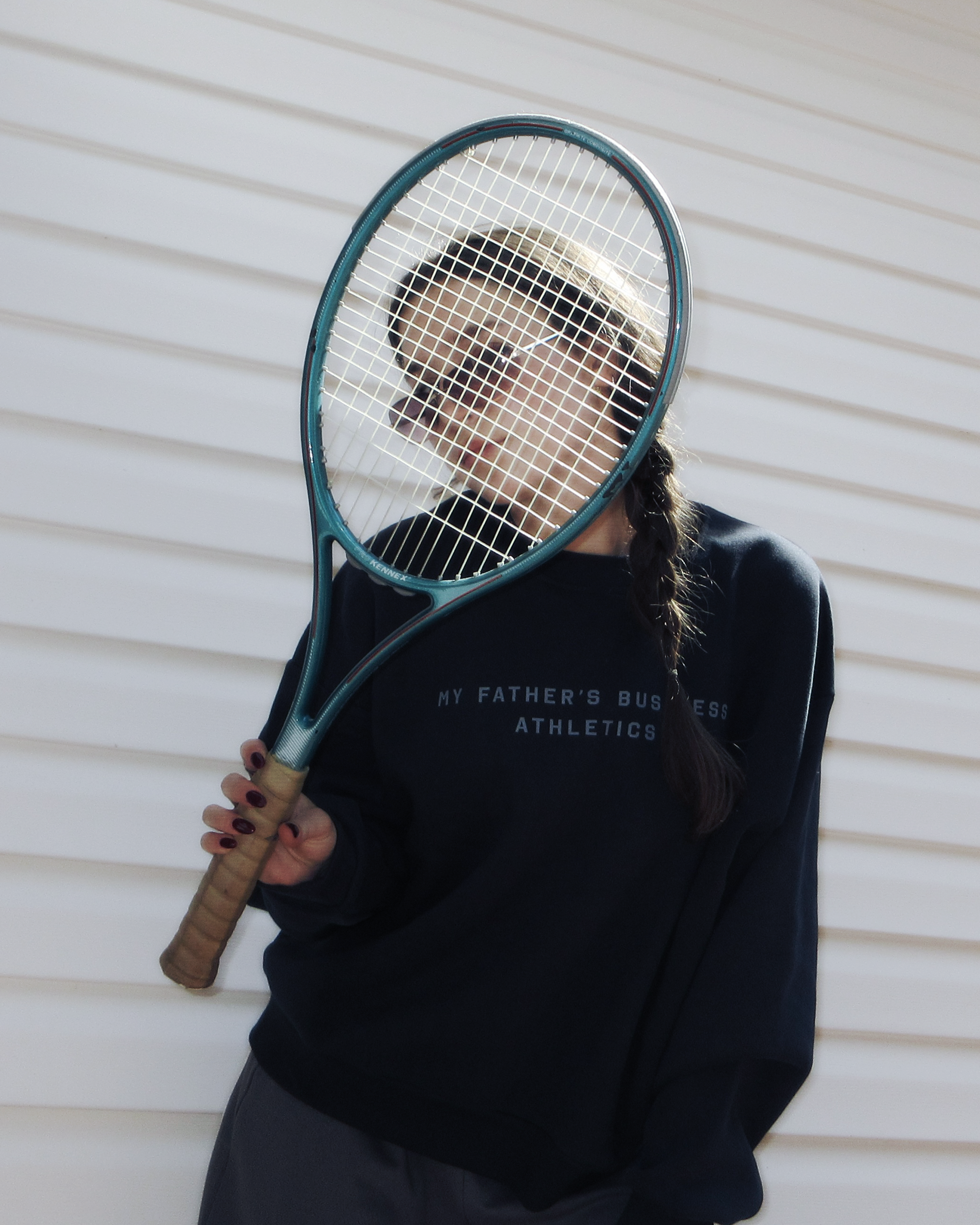 sizepic1_othercrewneck.png