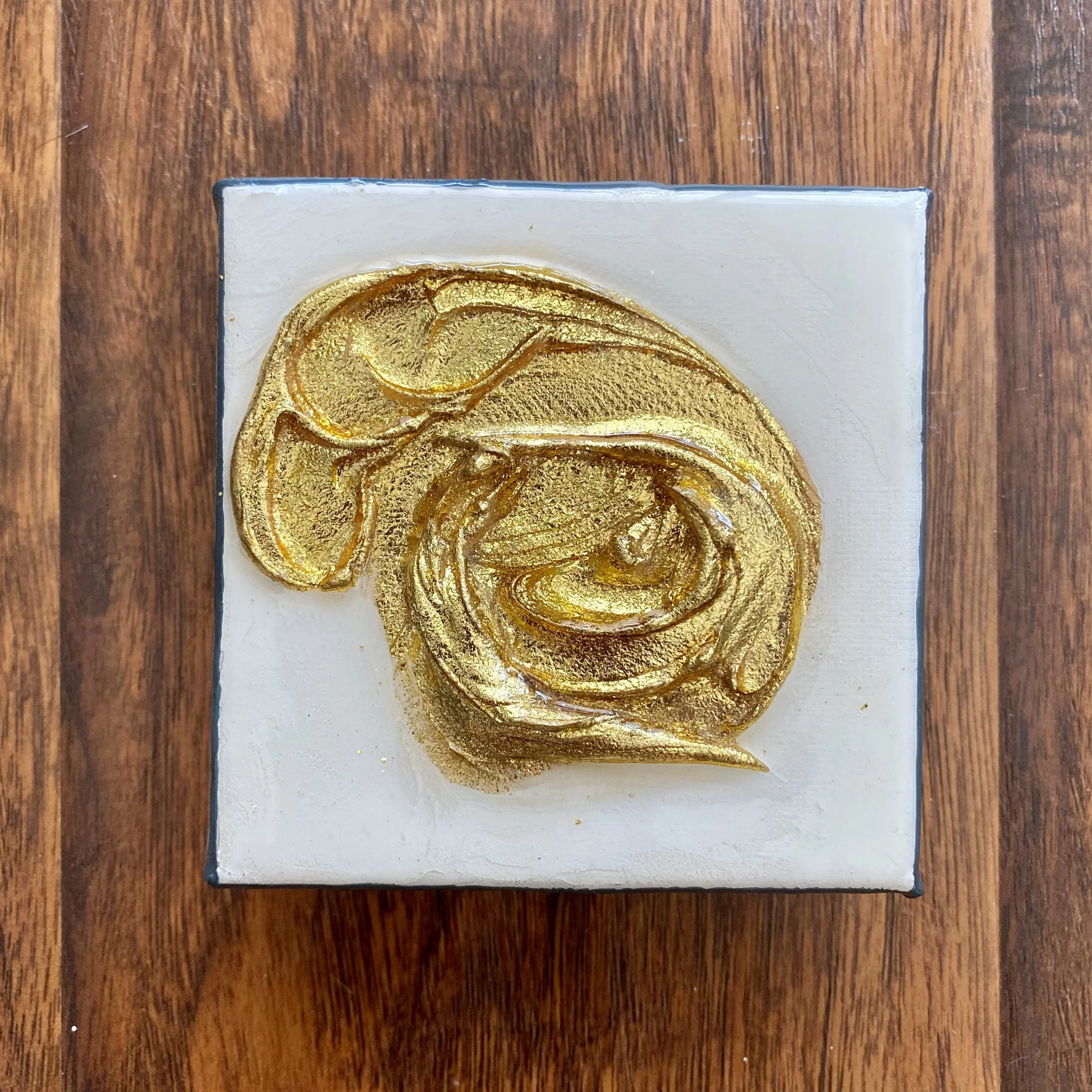 Gold_White 2-b.jpeg