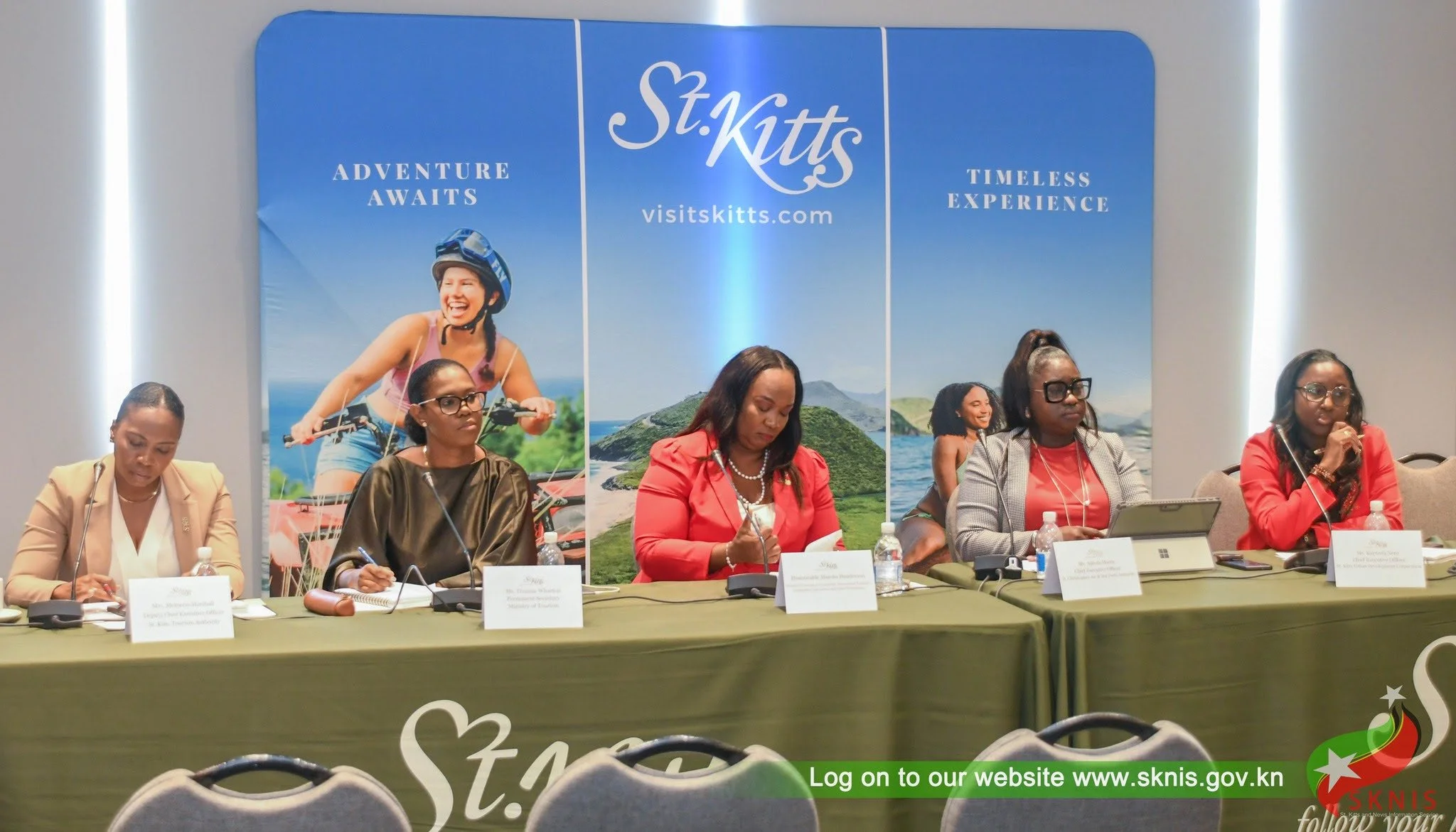 MINISTER HENDERSON HAILS TOURISM BOOM AMID RECORD Q1