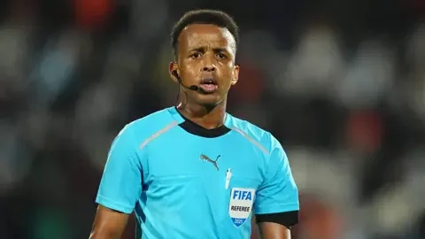 CANADIAN LEADERS BACK SOMALI WORLD CUP REF BARRED FROM US