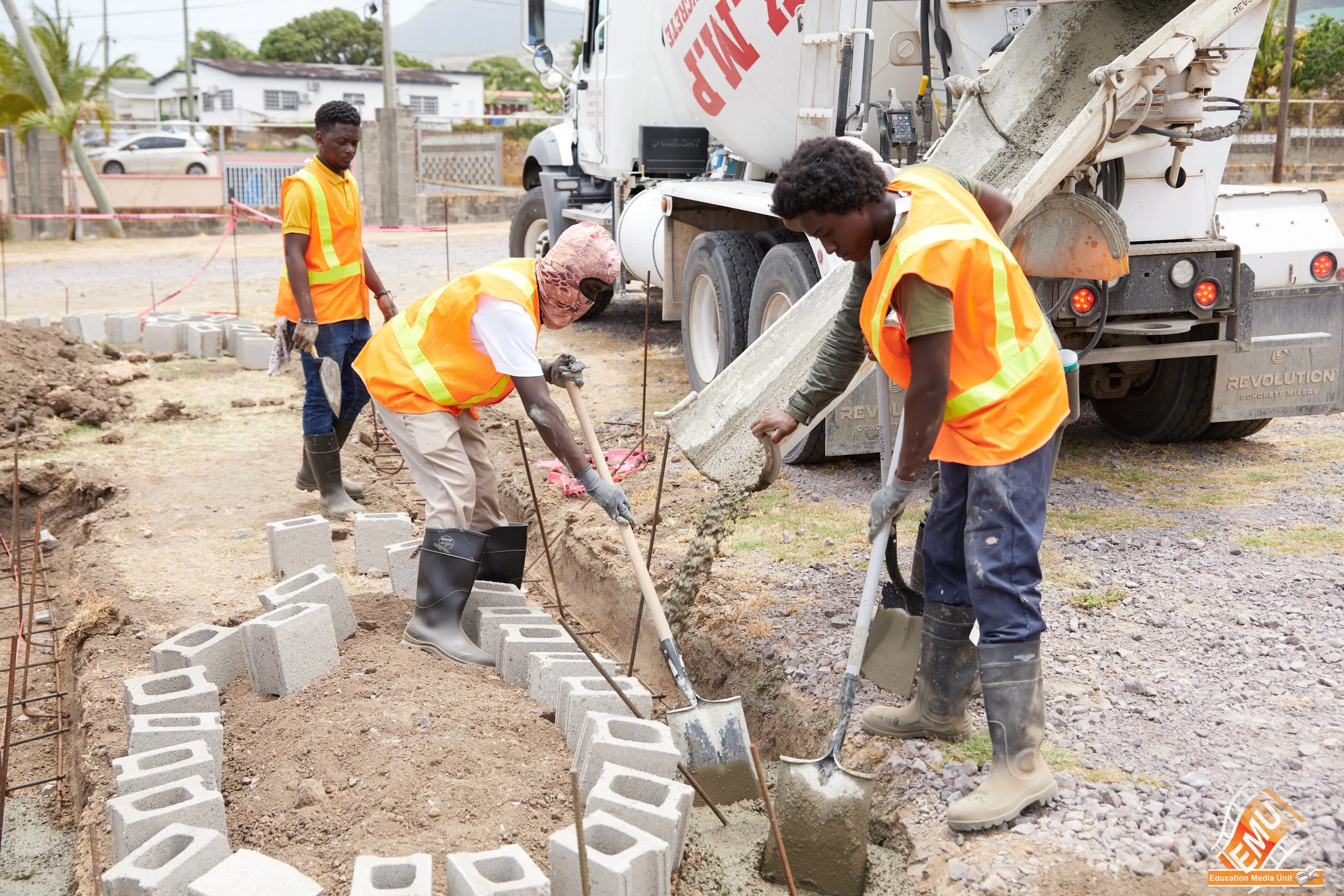 CWIT STUDENTS AIM FOR NVQ LEVEL 2