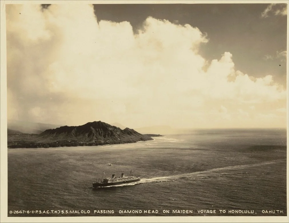 Take a trip back in time to 1929 with a Matson passenger steamship: the S.S. Malolo passes Lē&lsquo;ahi (Diamond Head) and arrives and docks in Honolulu Harbor. 🎞️🐟

#supplychainhawaii #shiptoshelf #shiptoshelfhawaii