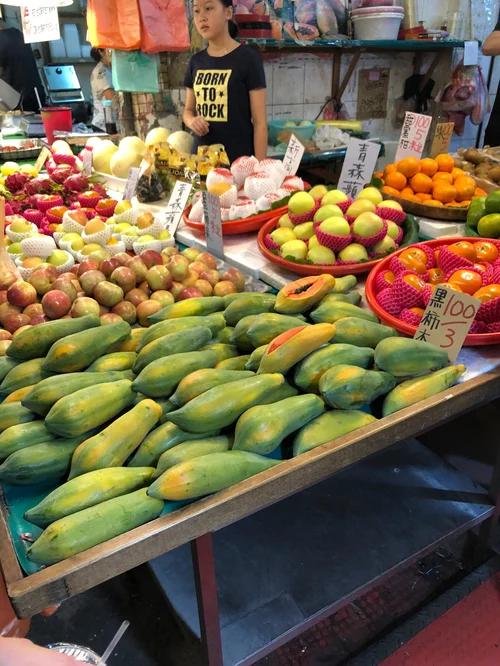 24417-freshfruittaipeitaiwan.jpg