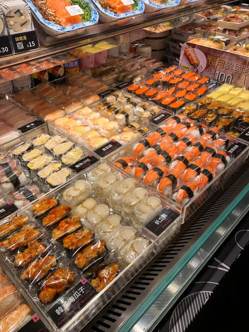 72554-sushiatthetaipeimetro.jpg