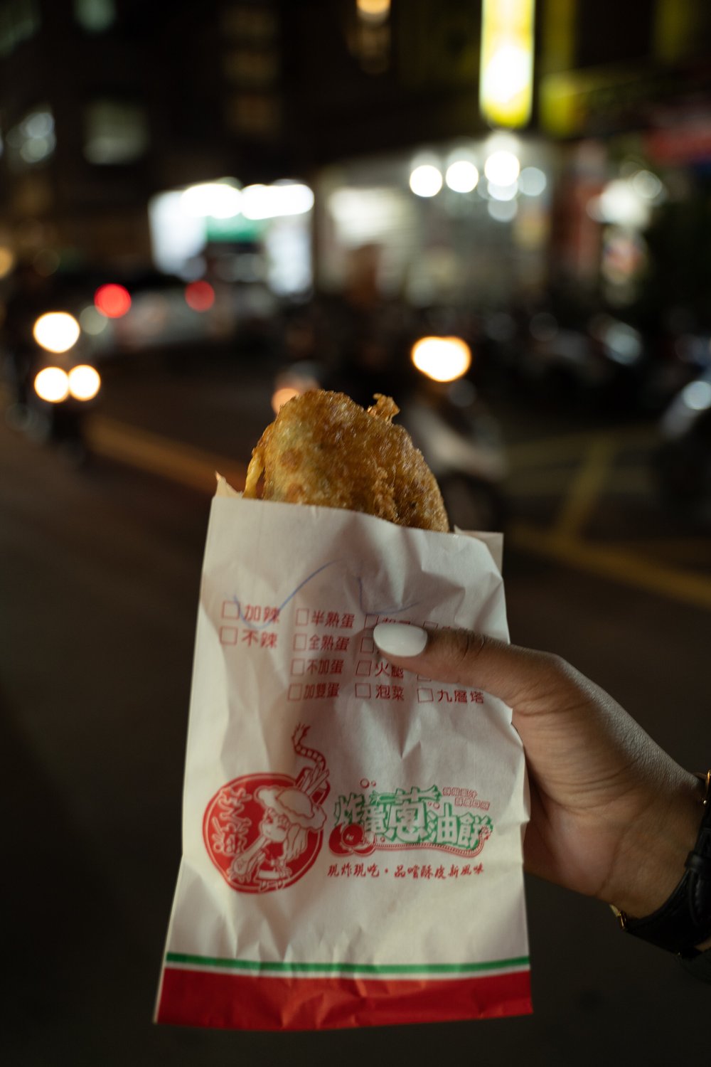 a6ca7-friedeggscallionpancaketaipei.jpg