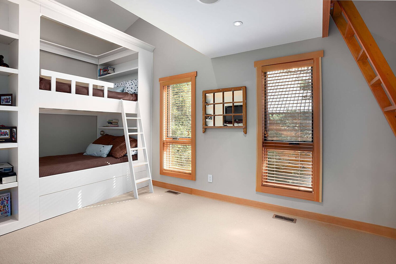 wsi-imageoptim-Whistler-kids-bedroom-reno.jpg