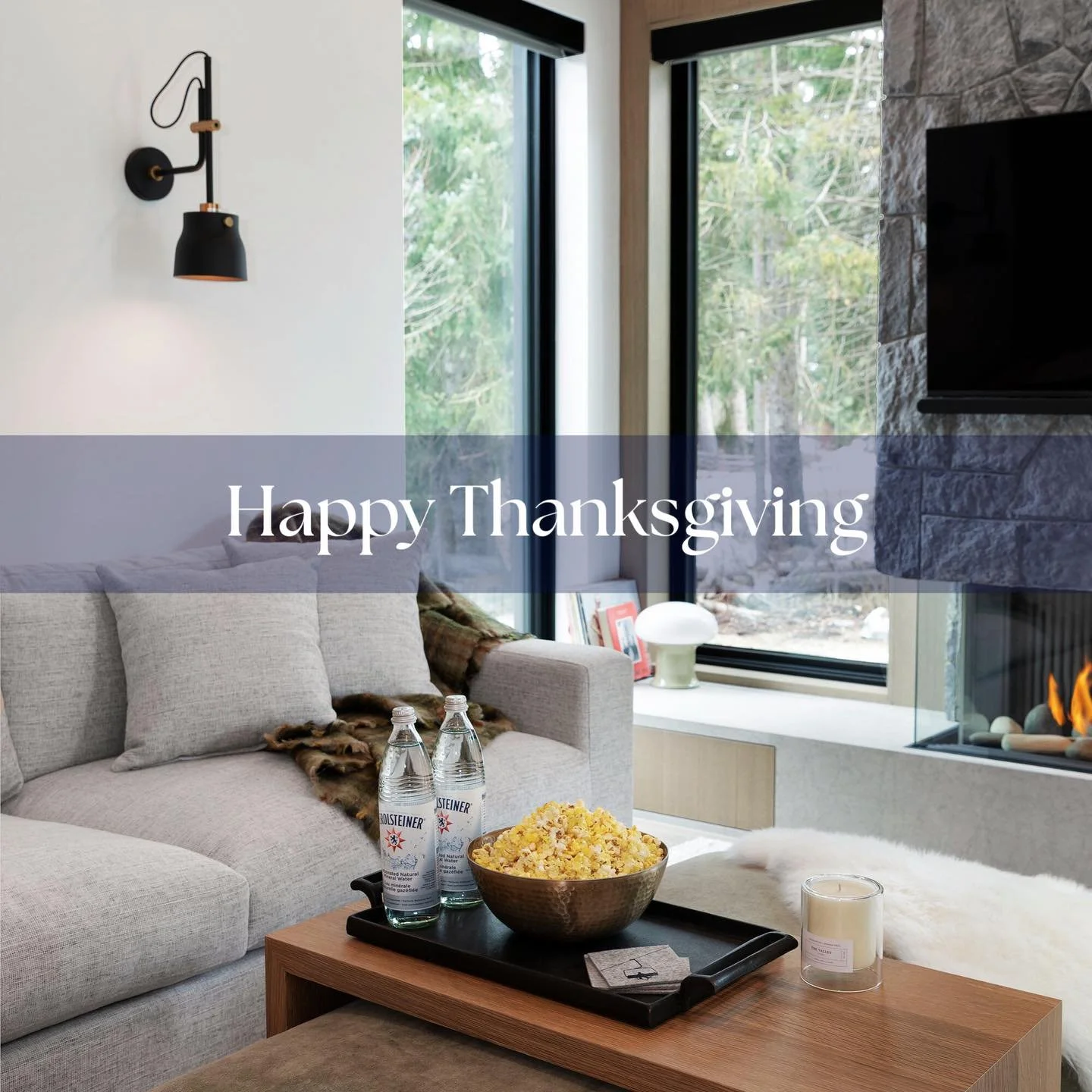 Happy Thanksgiving to all our US friends and visitors! 🦃🍁🍂❤️ #whistlerbuilder #thanksgiving #grateful #familyandfriends #homebuilder #thankful #cozy #whistler