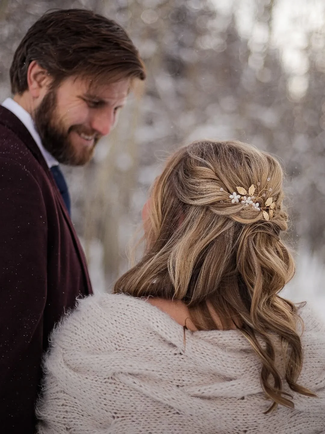 ✨️Brides!✨️ If you're thinking of an updo or wearing your hair half-up on the BIG day, we have some gorgeous decorative hairpins! @glacierlilybeauty_ep stylist, Katie, did such a beautiful work for Brooke & Trent's January elopement! ✨️