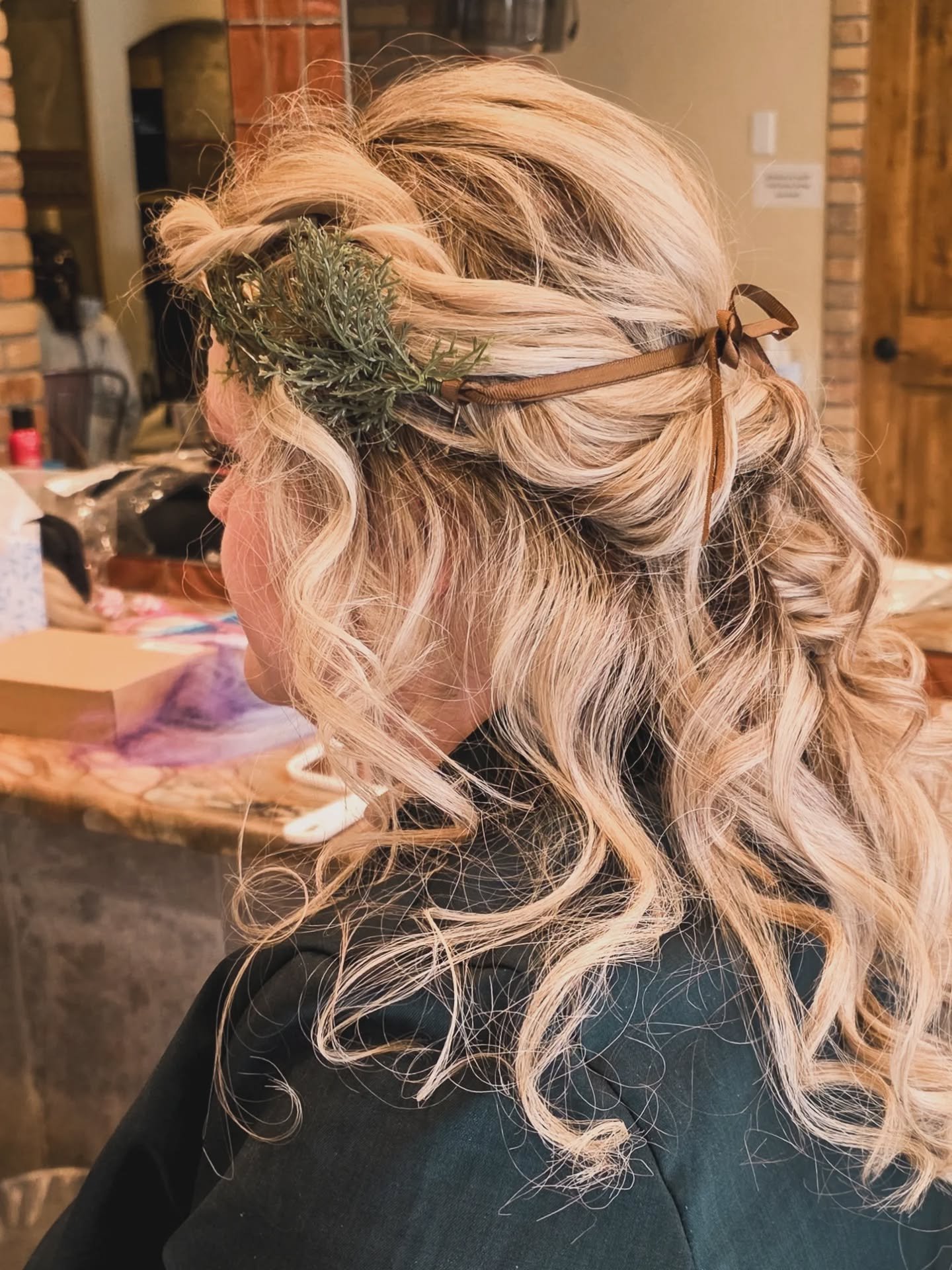 Lisa got some great shots of yesterday's Renaissance/Viking themed wedding hair! ✨️