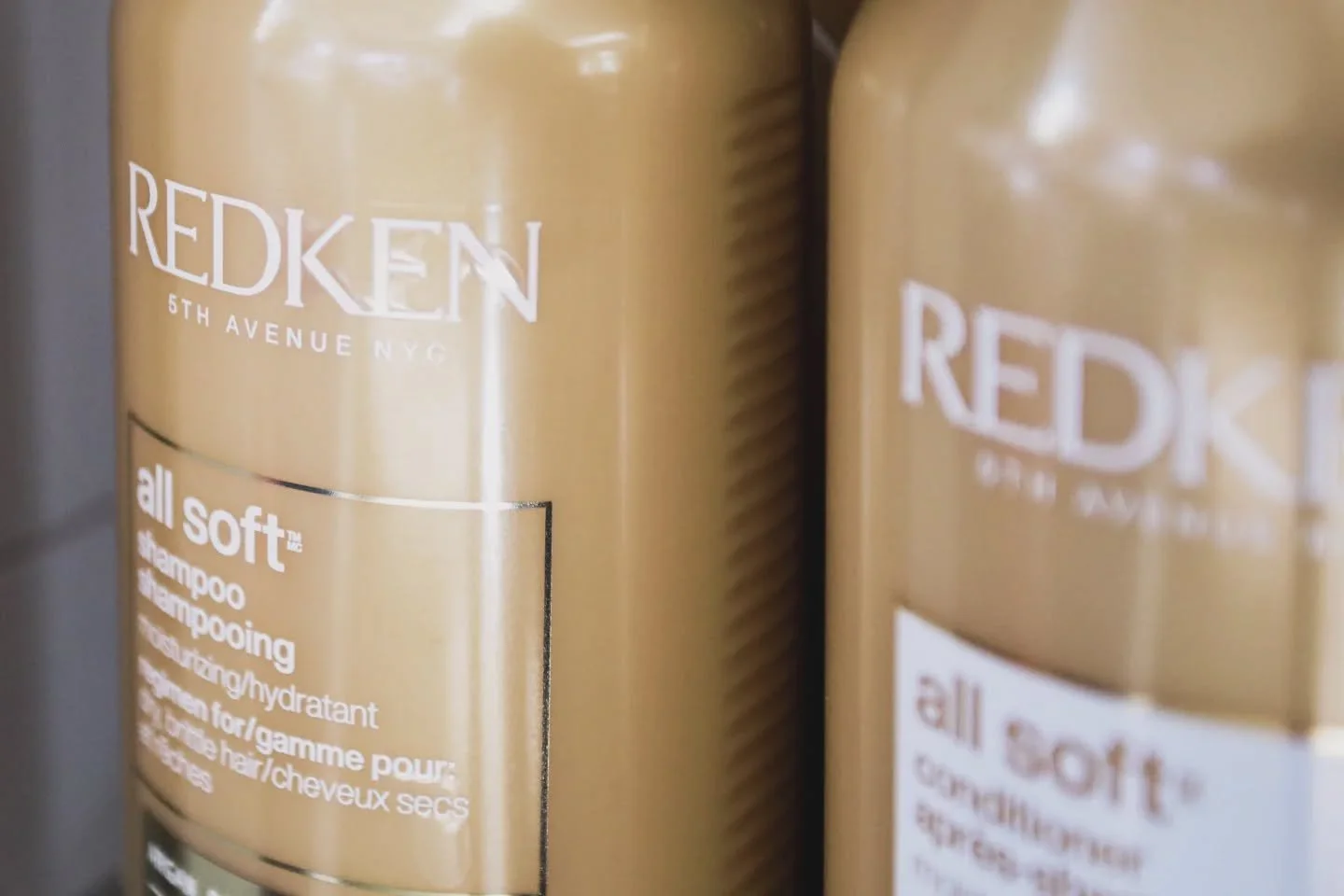 ⭐️ Product Spotlight - JANUARY ⭐️
@redken's All Soft collection delivers unparalleled hydration for seasonally dry hair! All Soft products replenish moisture, improve manageability, and enhance shine, leaving dry hair revitalized. Stop by to check ou