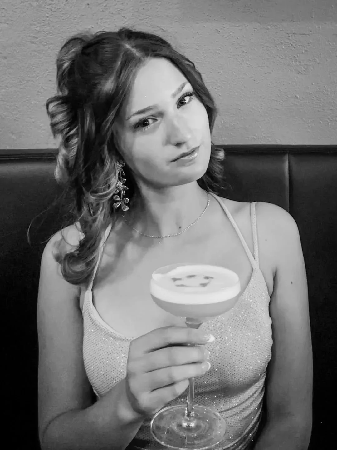 🌸 Springtime is Prom-time!! 🌸 @estesparkschools *PROM* is Saturday, May 2nd this year!! 🌸 Book your hair &amp; makeup with @glacierlilybeauty_ep!! We'd love to help you glow on the big night! 🌸

@emma.jo.r hair by @myhairlady67

📸 courtesy of @t