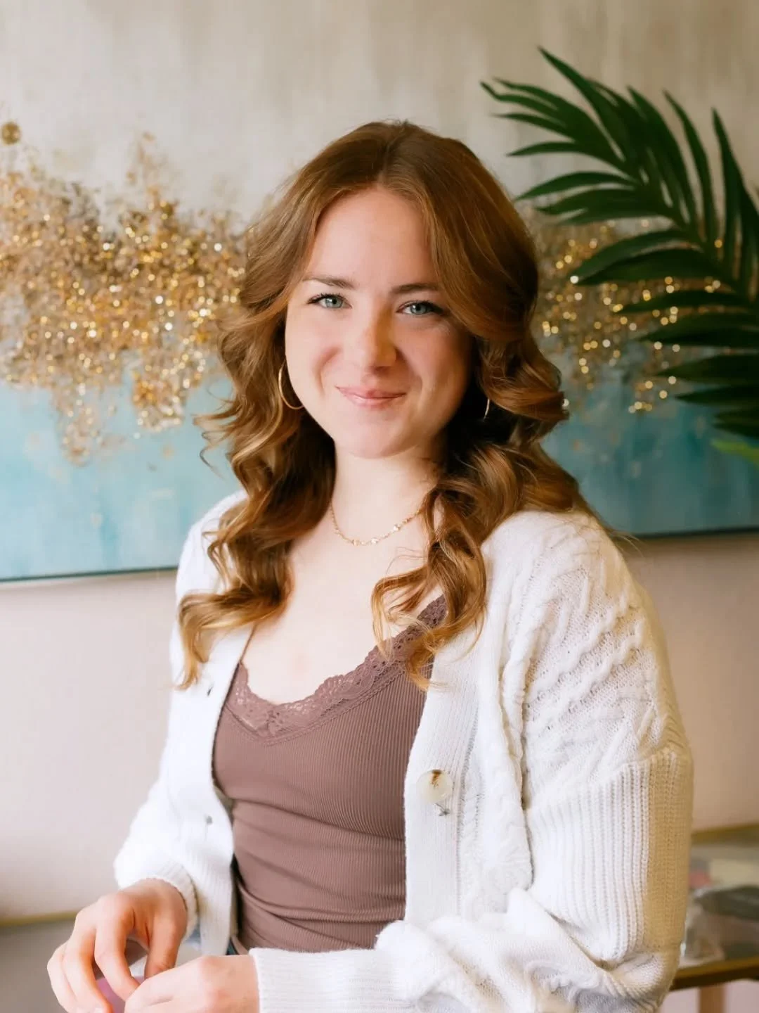 ⭐️⭐️ Welcome the newest member of the Glacier Lily team! Aliah Jones is an incredible stylist and will also be joing our Special Occasion hair team! ⭐️⭐️

Here's her bio! 

✨️ Hi, I&rsquo;m Aliah! I&rsquo;ve been in the hair industry since 2022 and l