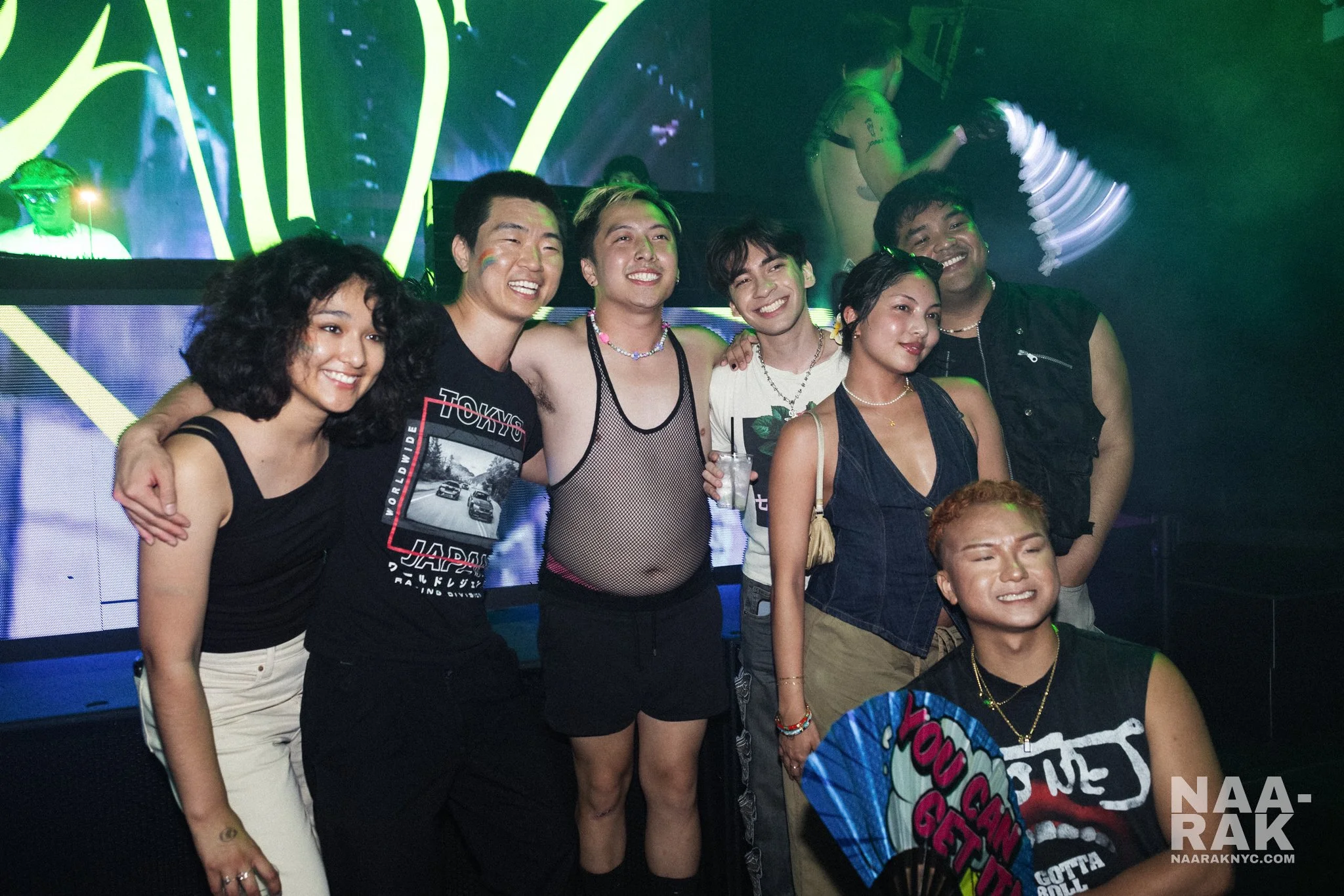 Crowd-23.jpg