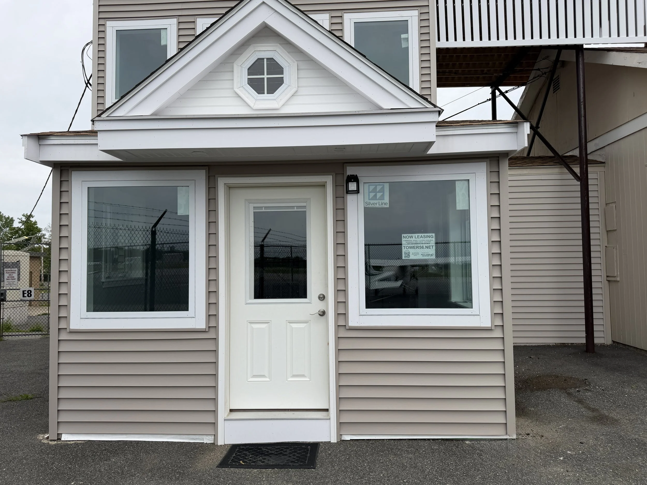 Private Entrance for 1st Floor
