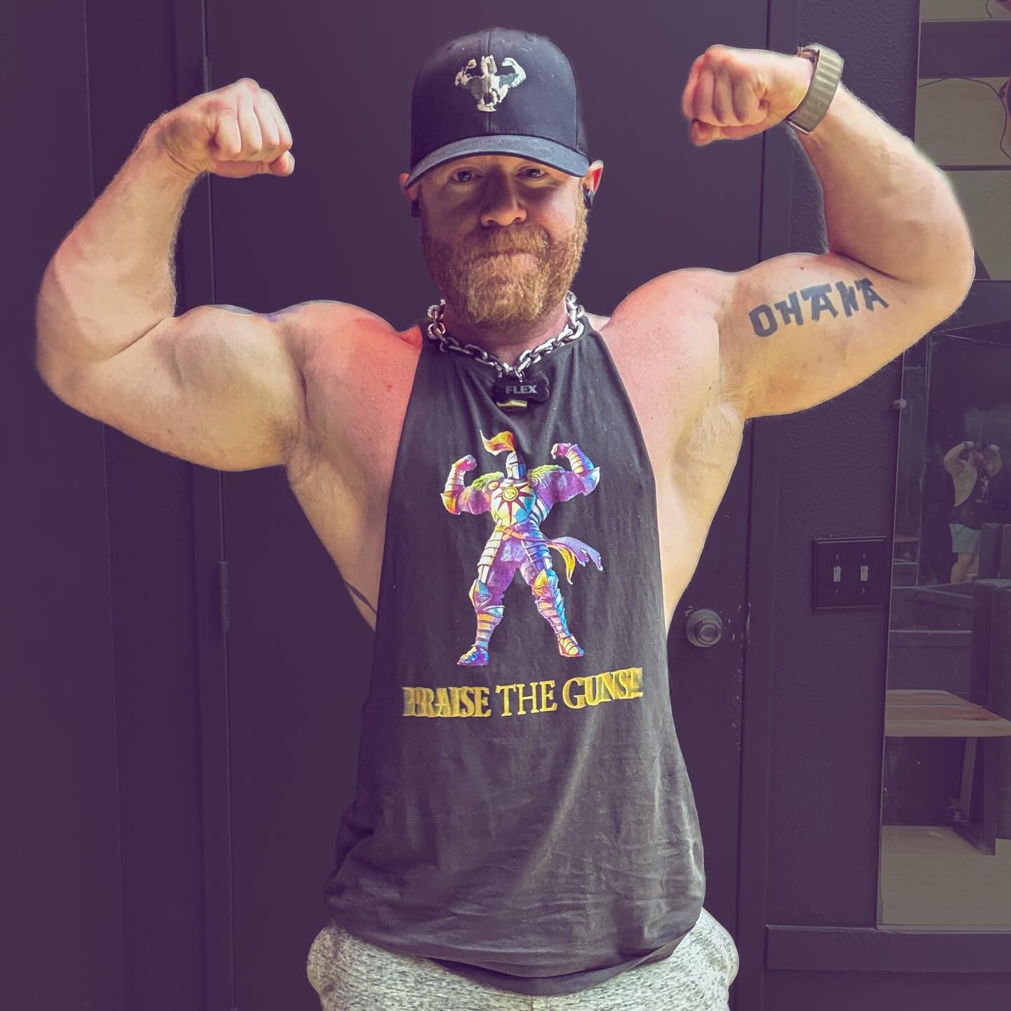 PRAISE THE GUNS! 
.
New gym shredder inspired by Dark Souls available now!
.
.
.
#FLEXgear #KinkCulture #gaypride #LGBTQBusiness #PrideApparel #darksouls #PuppyPlay #KinkGear #GayKink #KinkyPup #FetishWear #PupHood #BDSMFashion #LeatherPup #GayMuscle