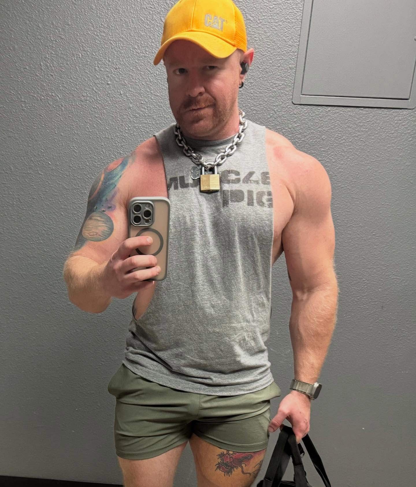 #musclepig