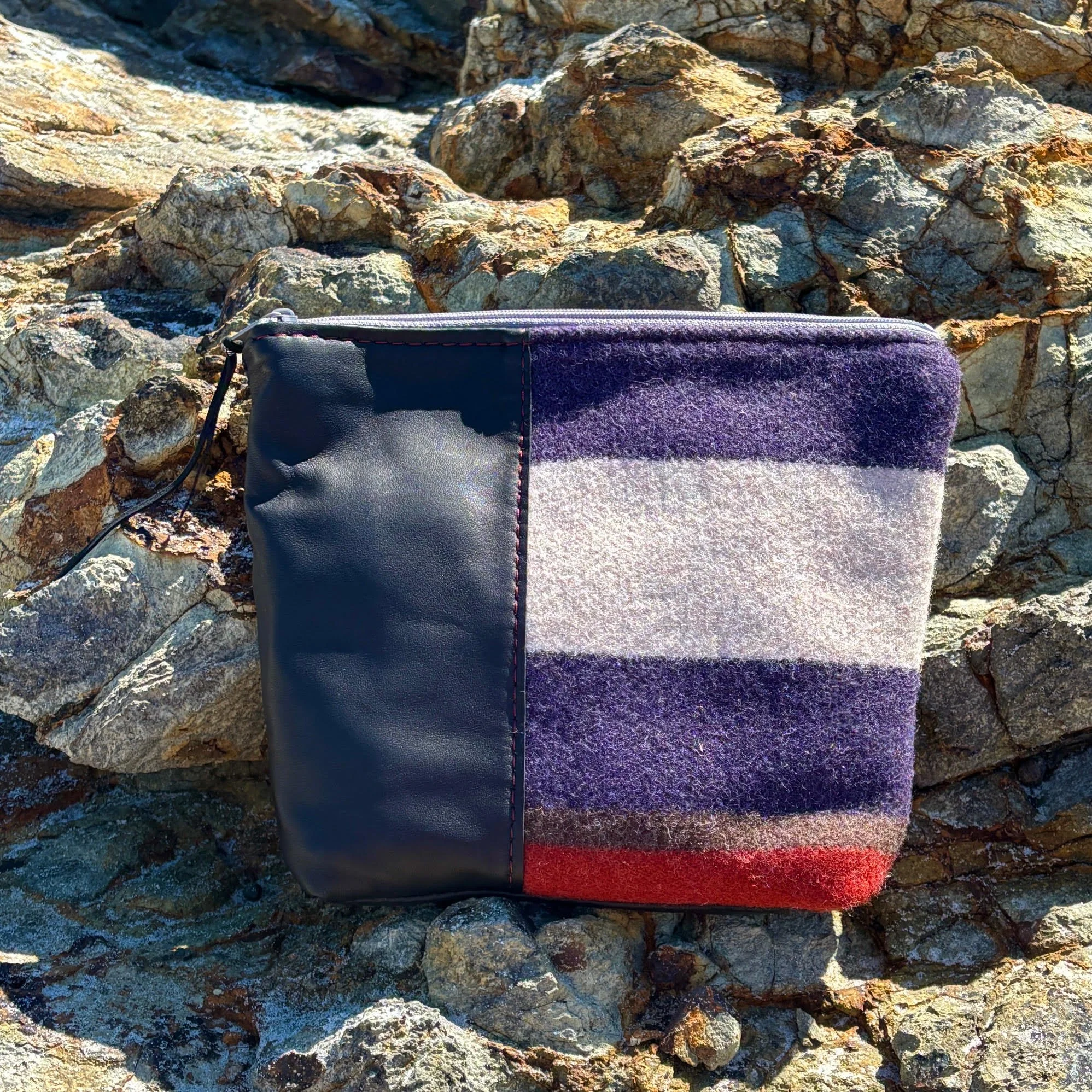 Nora Pouch- Black/Blueberry