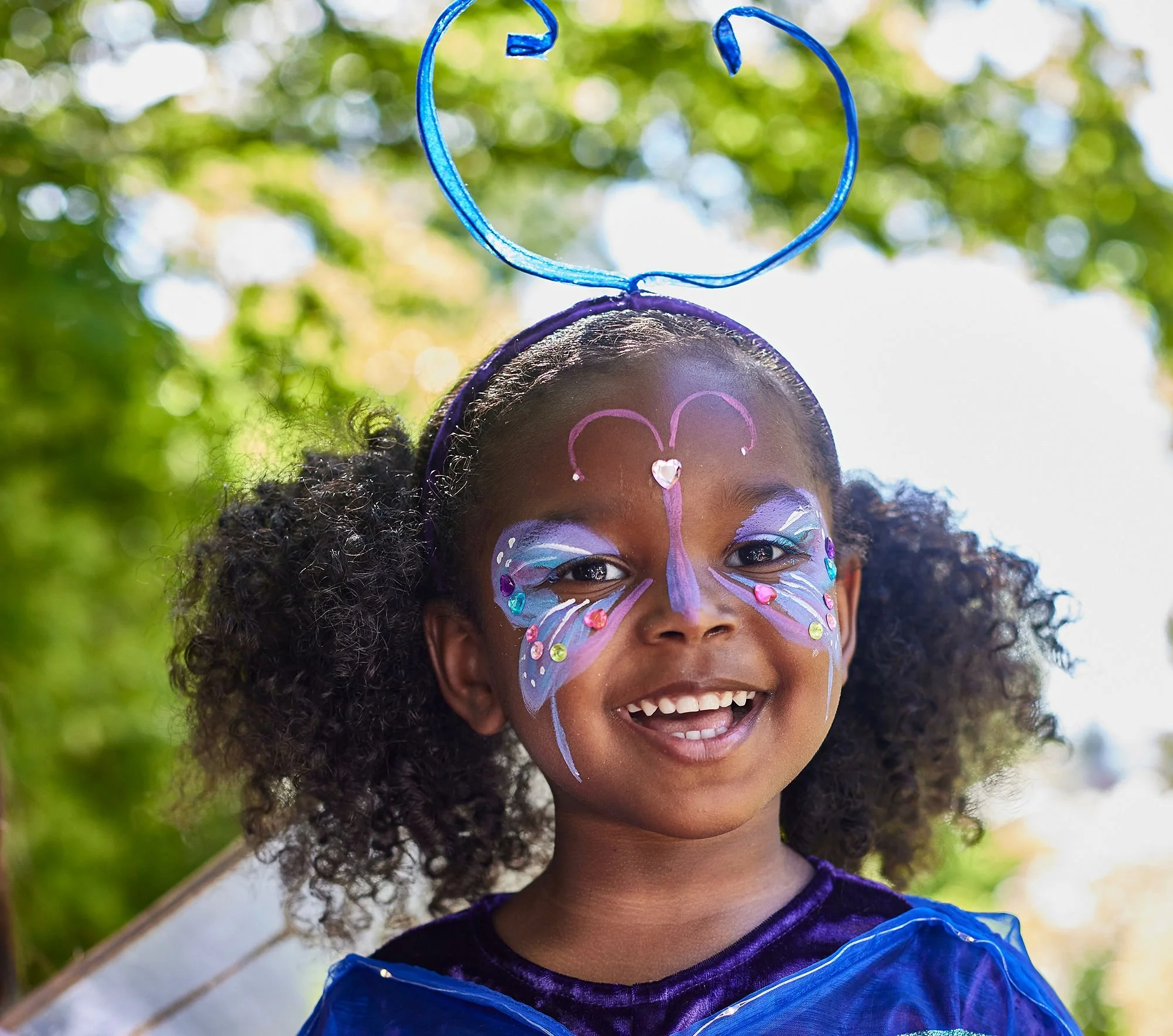 sparkle-butterfly-light-up-costume-1-xl.jpg