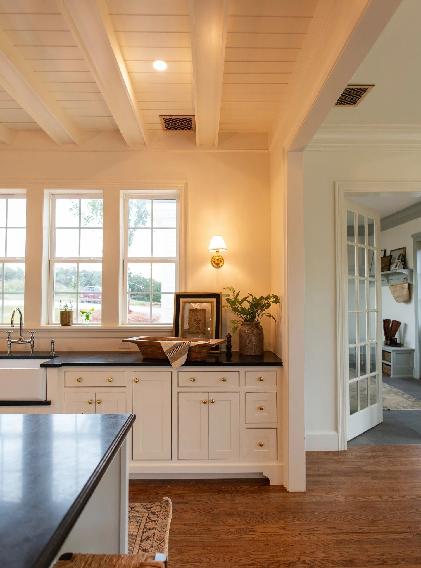 What makes a design truly traditional? Is it the colors? The scale of the crown moulding? The texture of the marble? It&rsquo;s all of these, certainly&mdash;but more than that, it&rsquo;s a feeling. Traditional design carries a sense of timeless cal