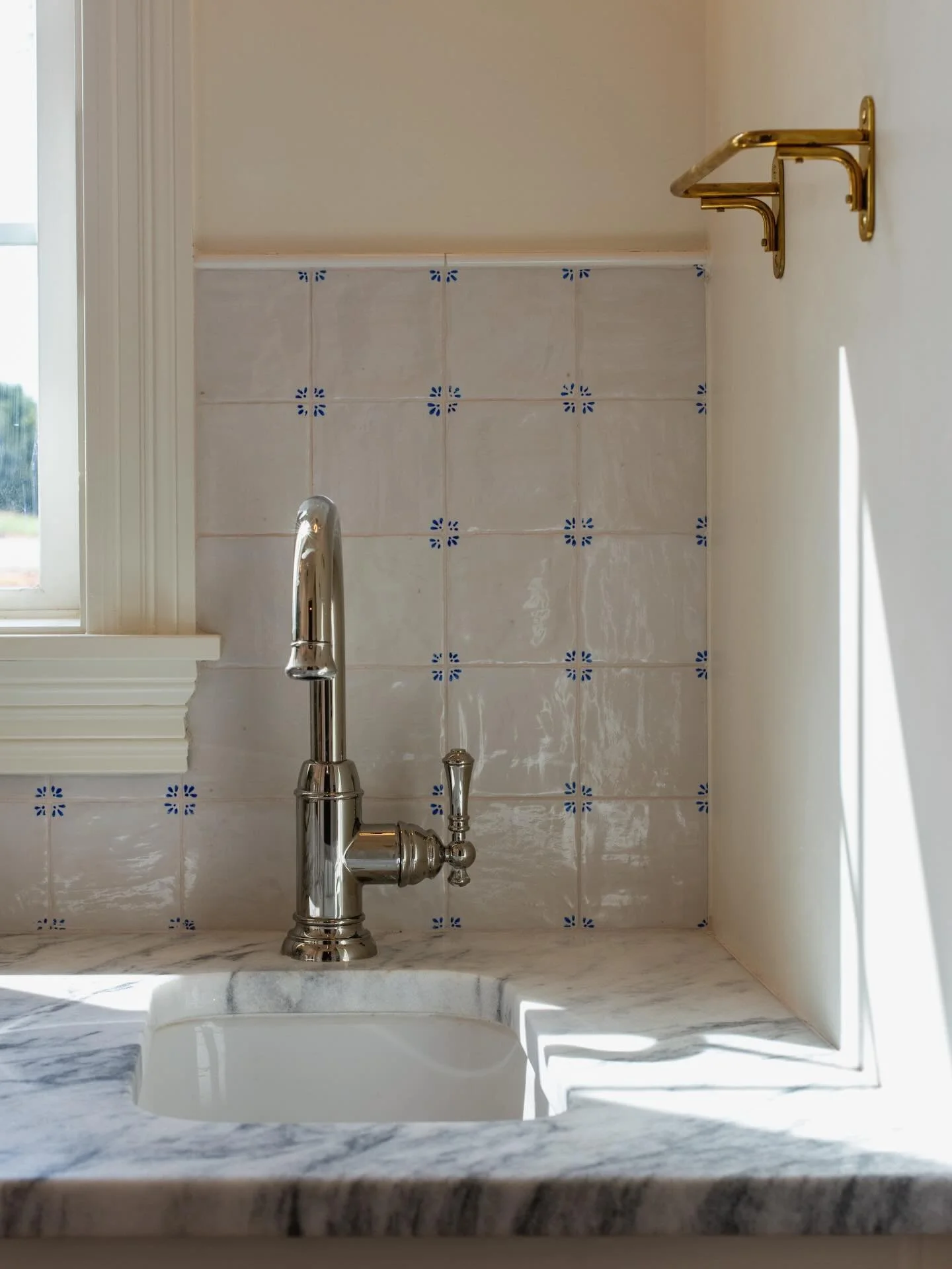 Your home shouldn&rsquo;t look like our style &mdash; it should look like yours. Our role is to listen, interpret, and bring your vision to life with clarity and care. When we collaborate, your dreams guide the blueprint.

Design + Build: @jamesgreyh